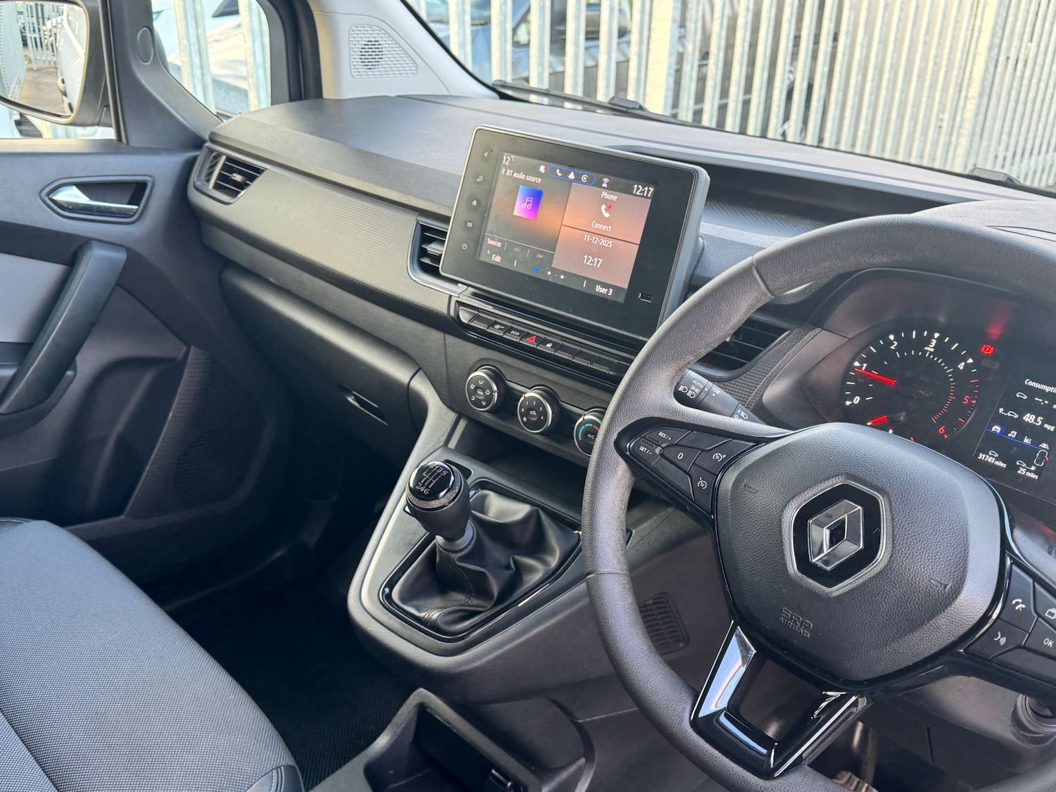 Used Renault Kangoo 2023 for sale - 76907715: Photo 5