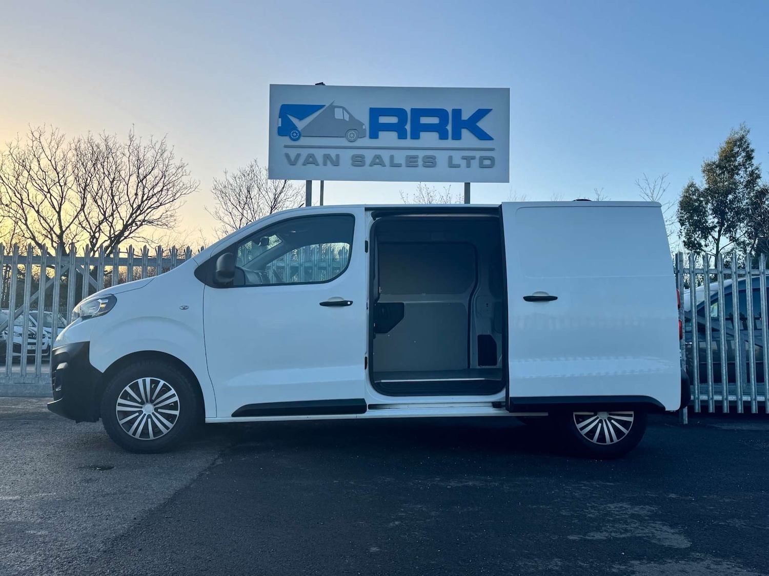 Used Peugeot Expert 2019 for sale - 77022333: Photo 16