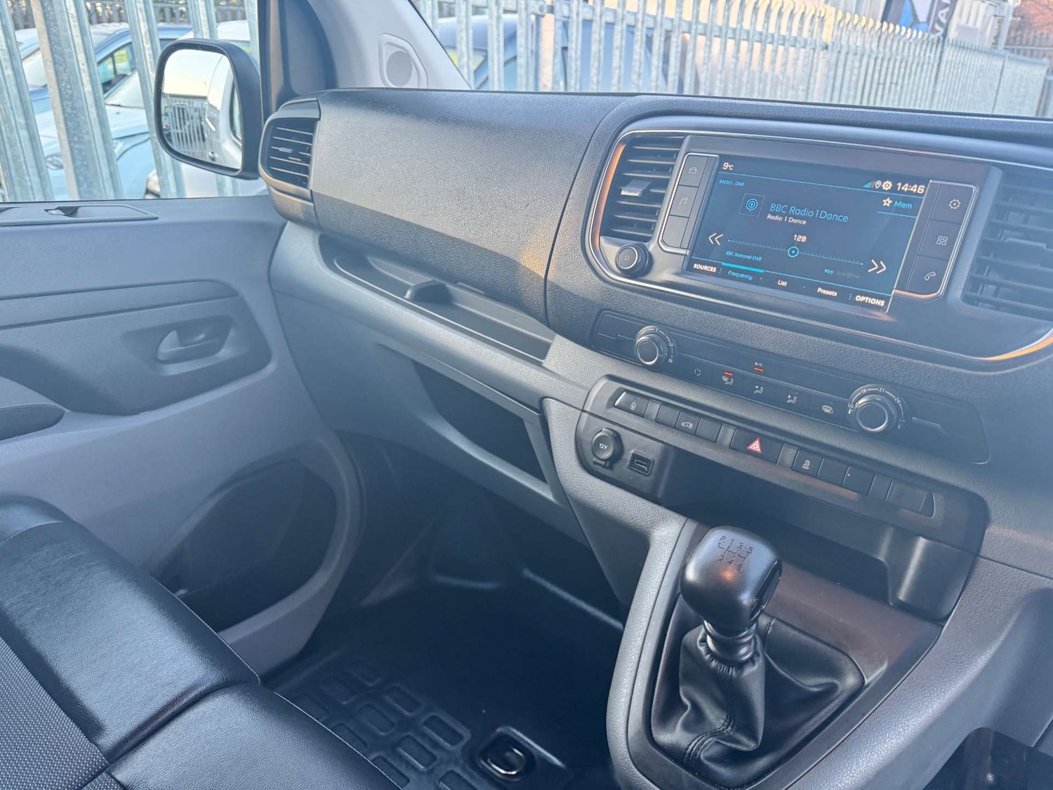 Used Peugeot Expert 2019 for sale - 77022333: Photo 3