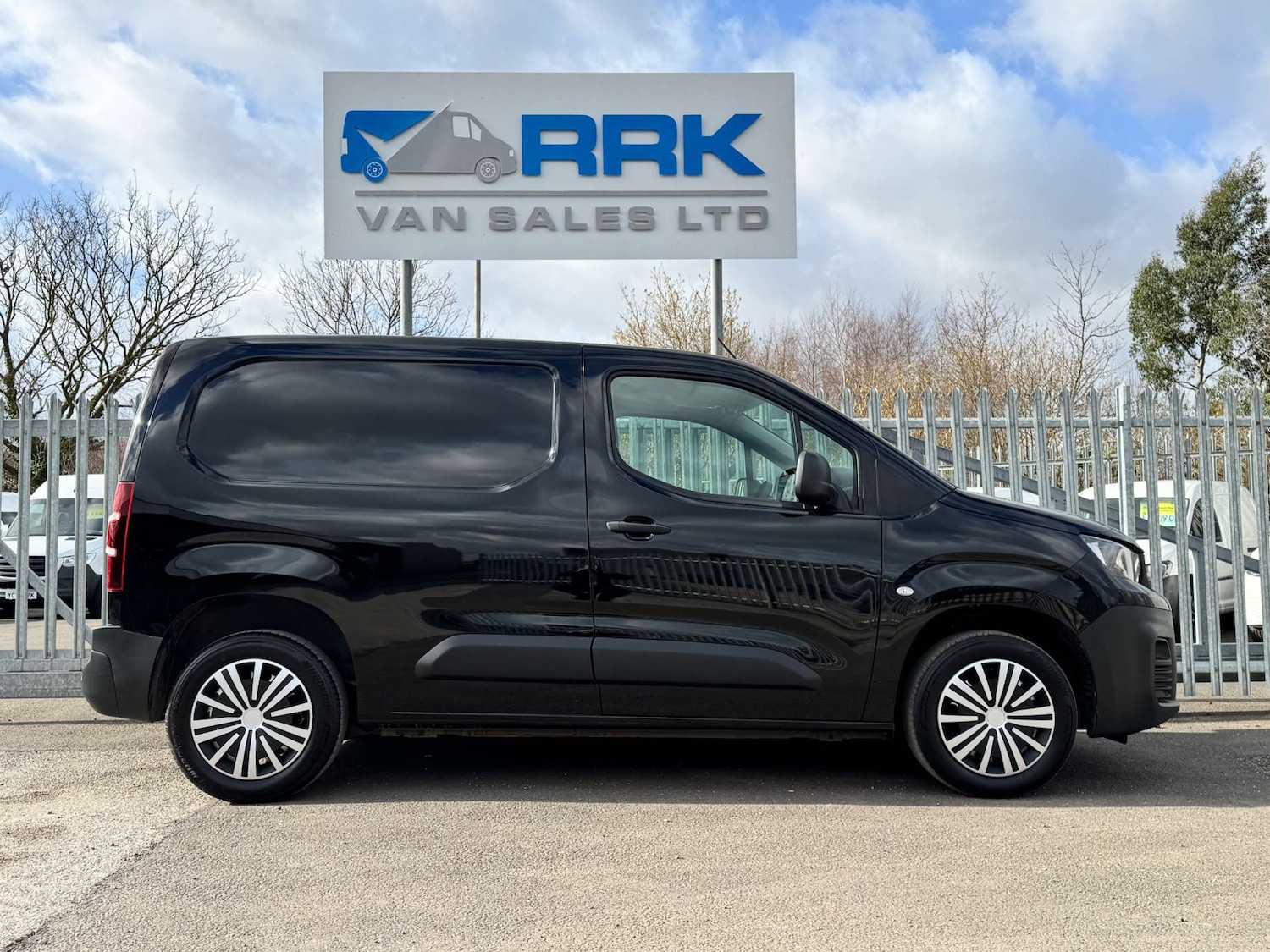 Used Peugeot Partner 2023 for sale - 77644030: Photo 19