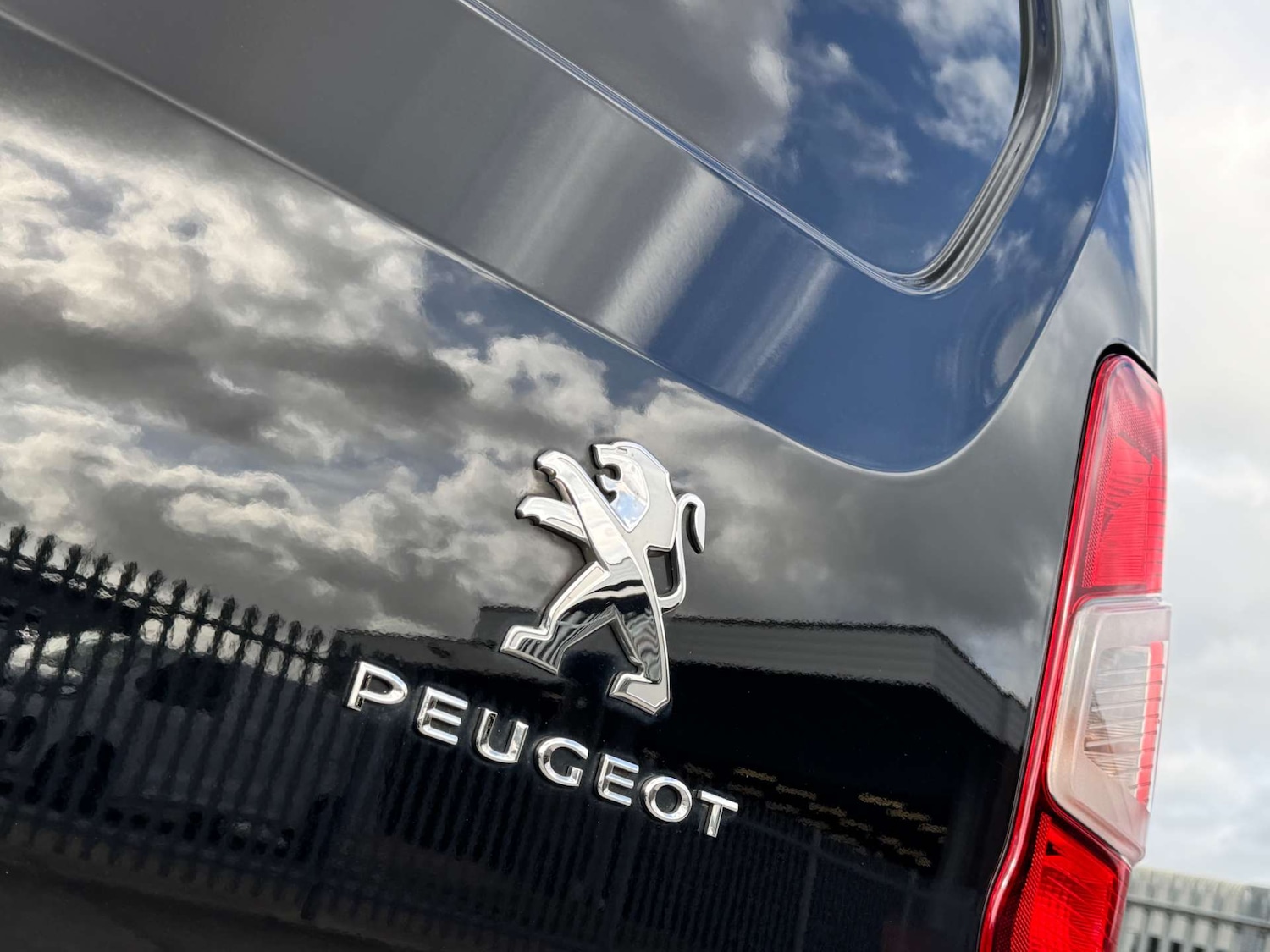 Used Peugeot Partner 2023 for sale - 77644030: Photo 25