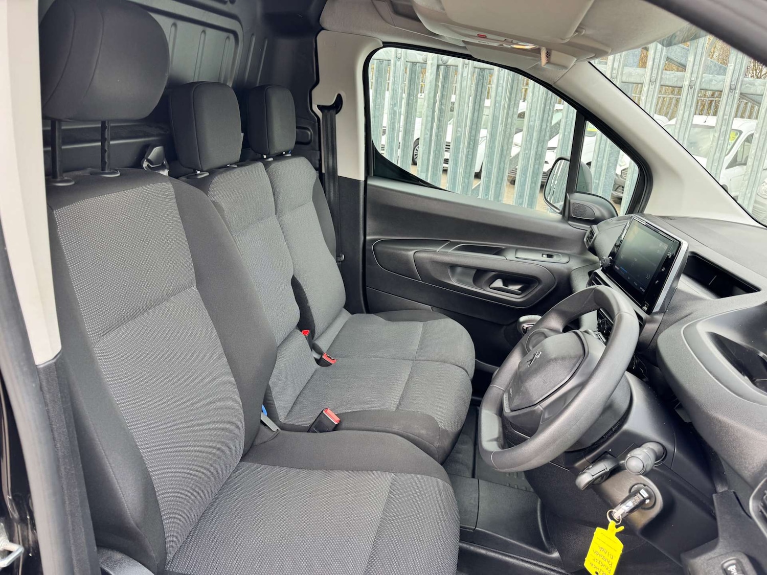 Used Peugeot Partner 2023 for sale - 77644030: Photo 8