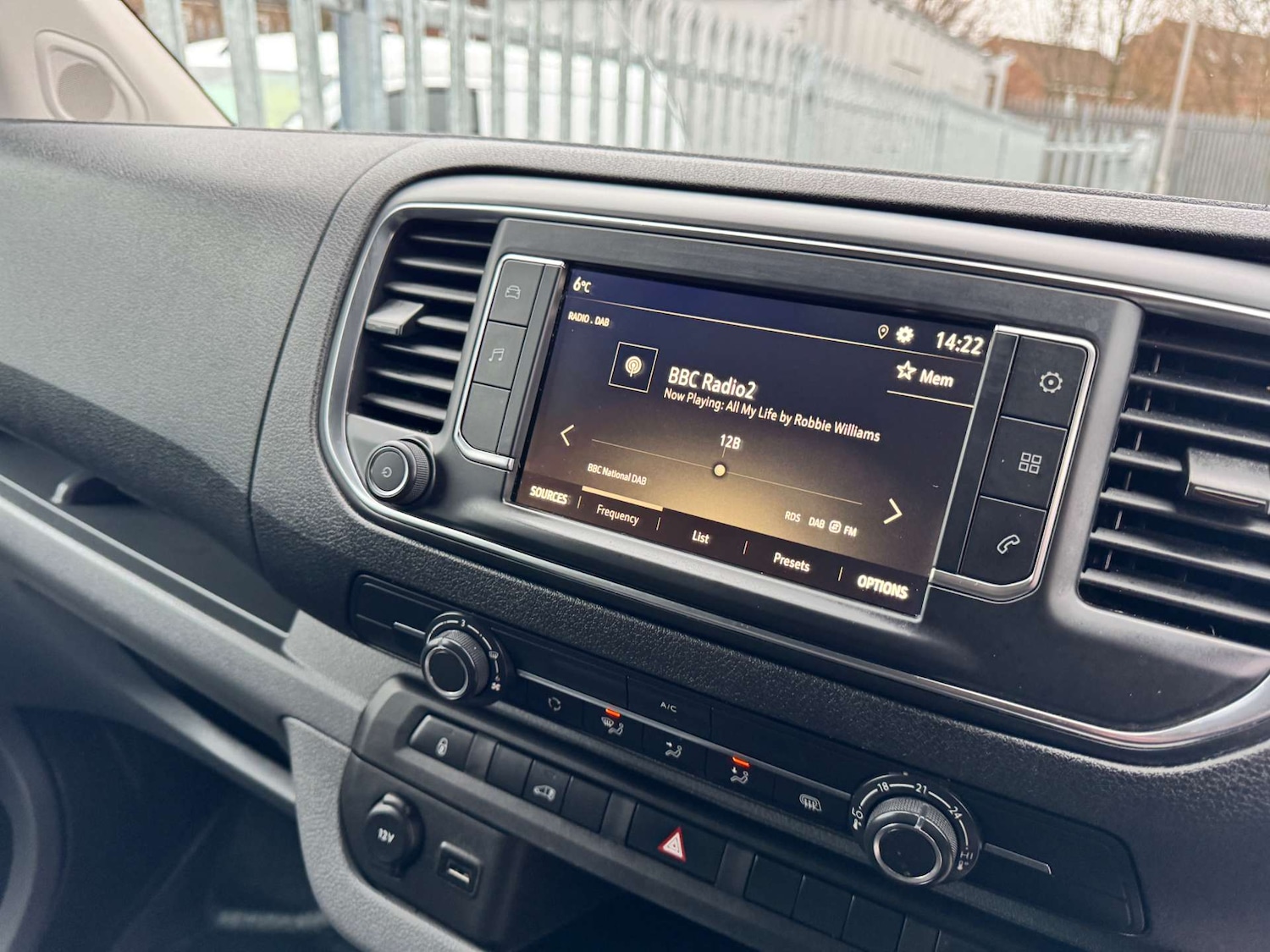 Used Vauxhall Vivaro 2022 for sale - 77409790: Photo 5