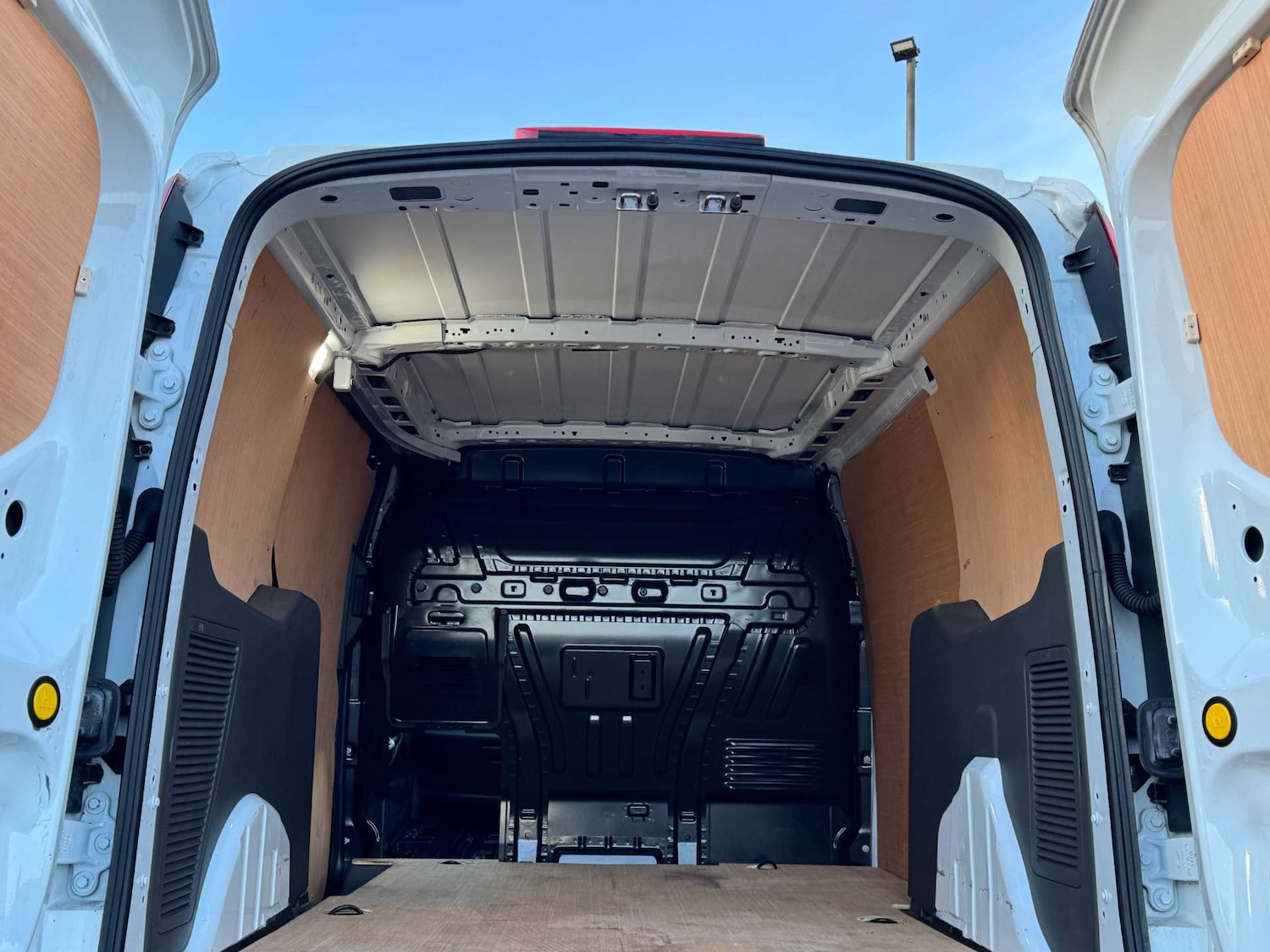 Used Ford Transit Connect 2023 for sale - 77201555: Photo 31