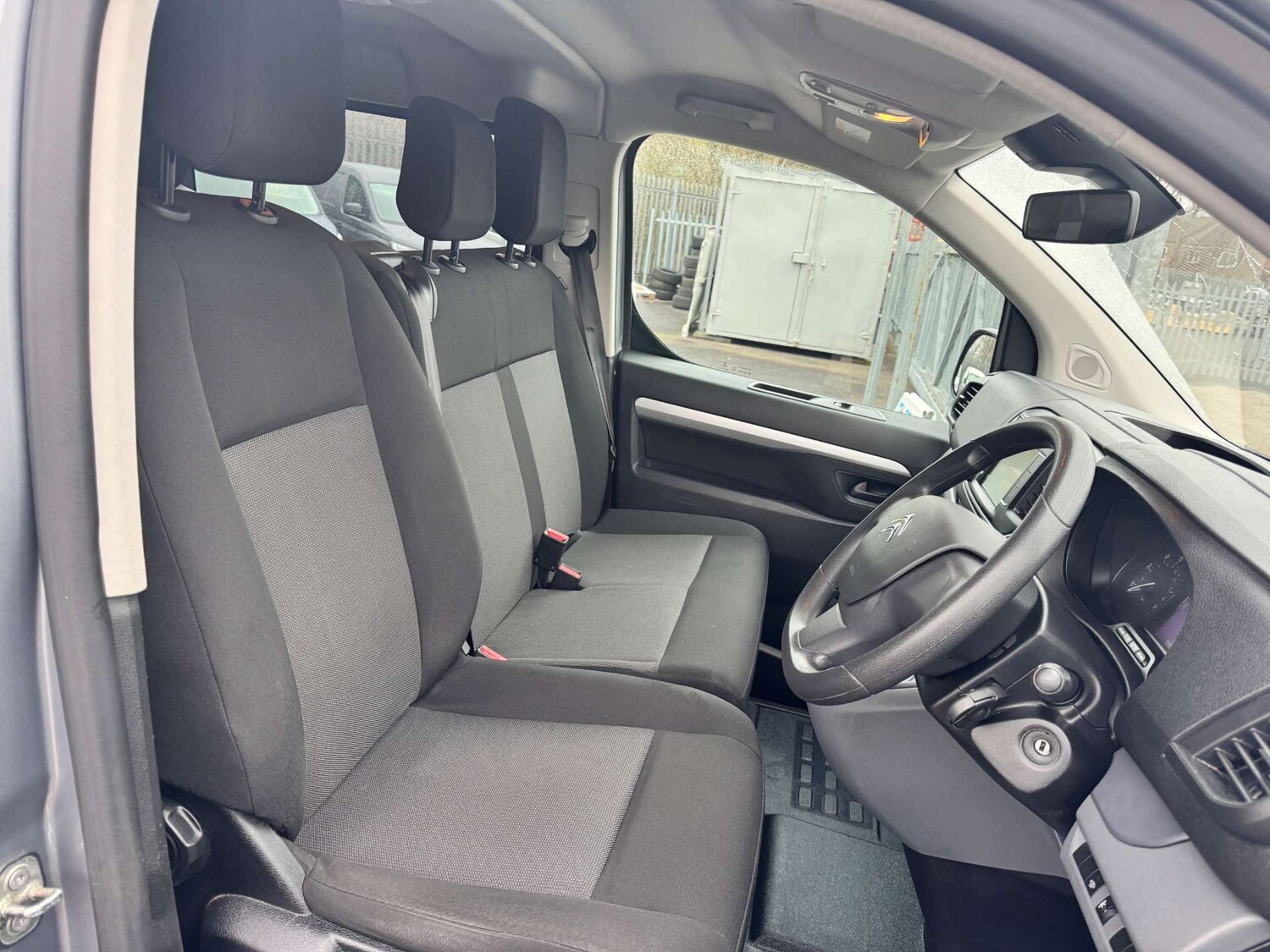 Used Citroen Dispatch 2023 for sale - 77946360: Photo 8