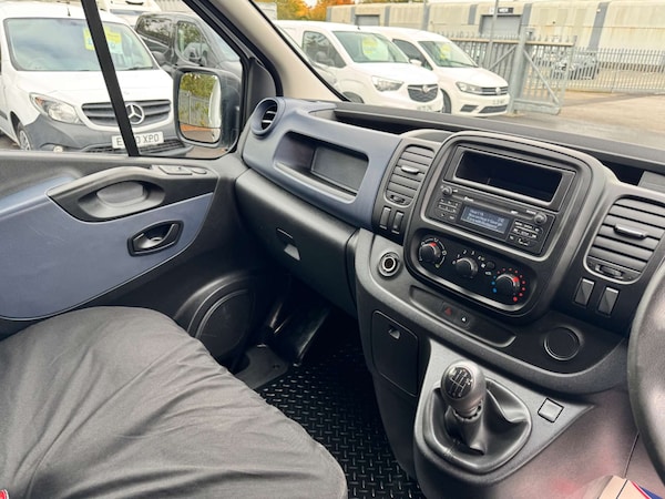 Used Vauxhall Vivaro 2019 for sale - 76339947: Photo 14