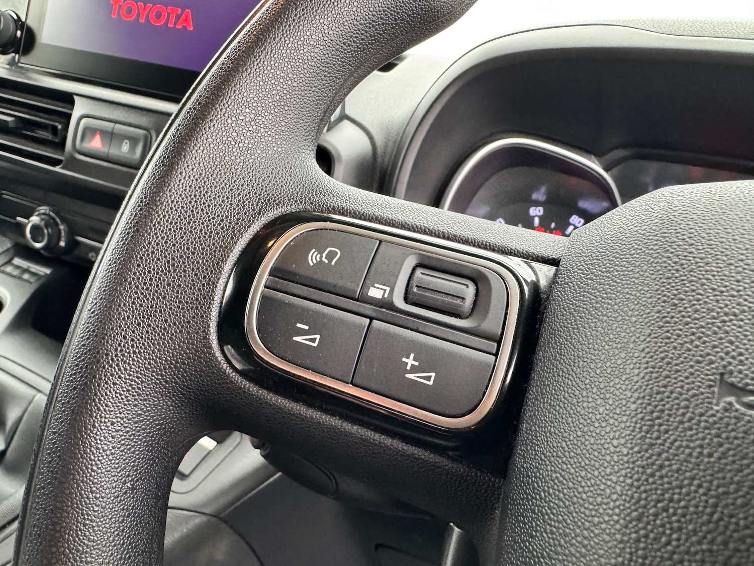 Used Toyota ProAce 2022 for sale - 76949880: Photo 14