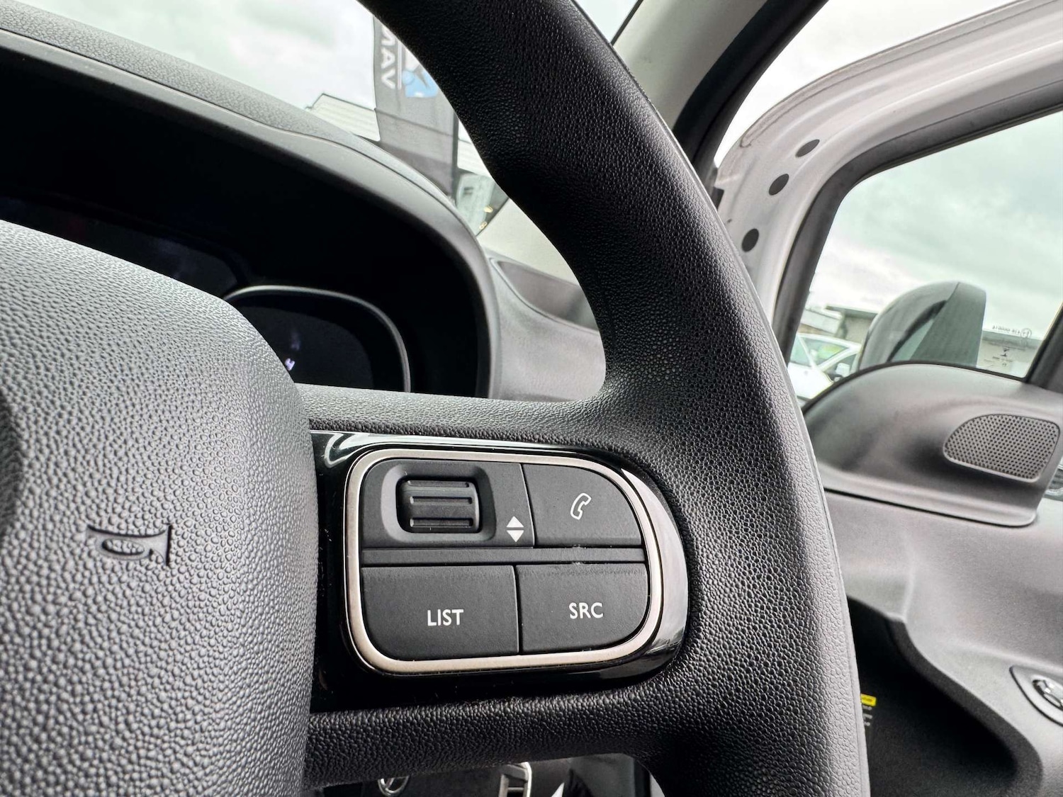 Used Toyota ProAce 2022 for sale - 76949880: Photo 15