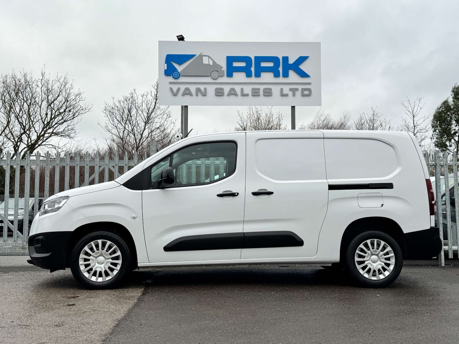 Used Toyota ProAce 2022 for sale - 76949880: Photo 23