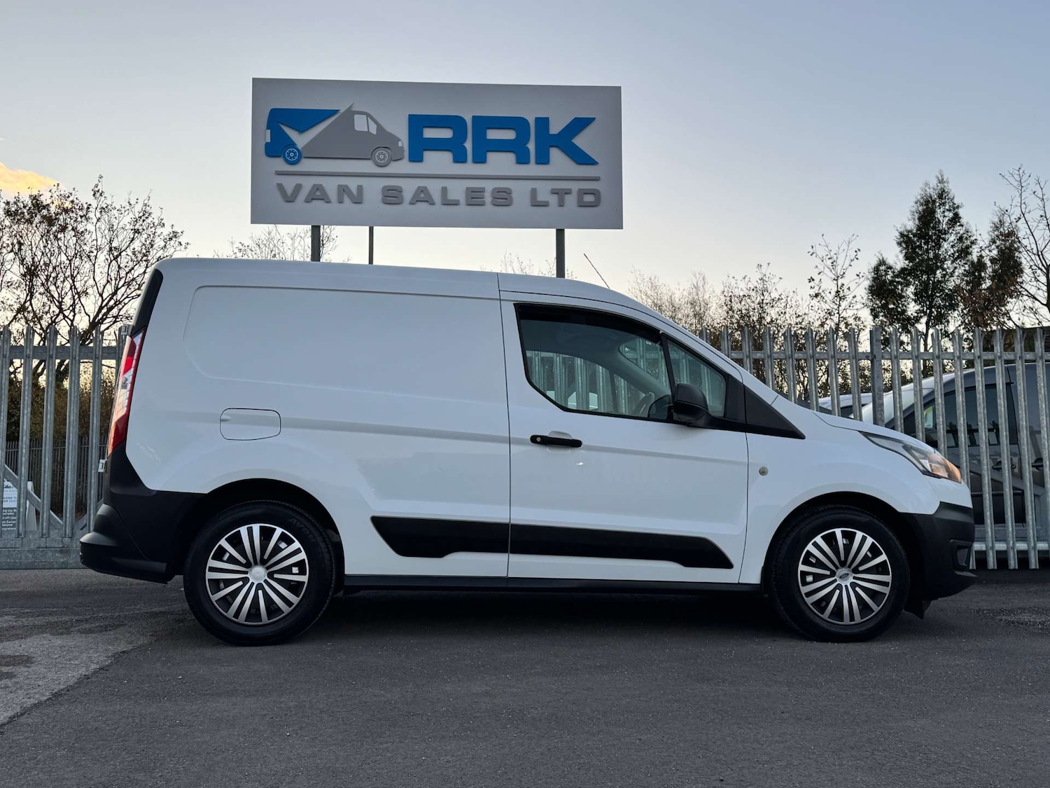 Used Ford Transit Connect 2020 for sale - 76642986: Photo 23