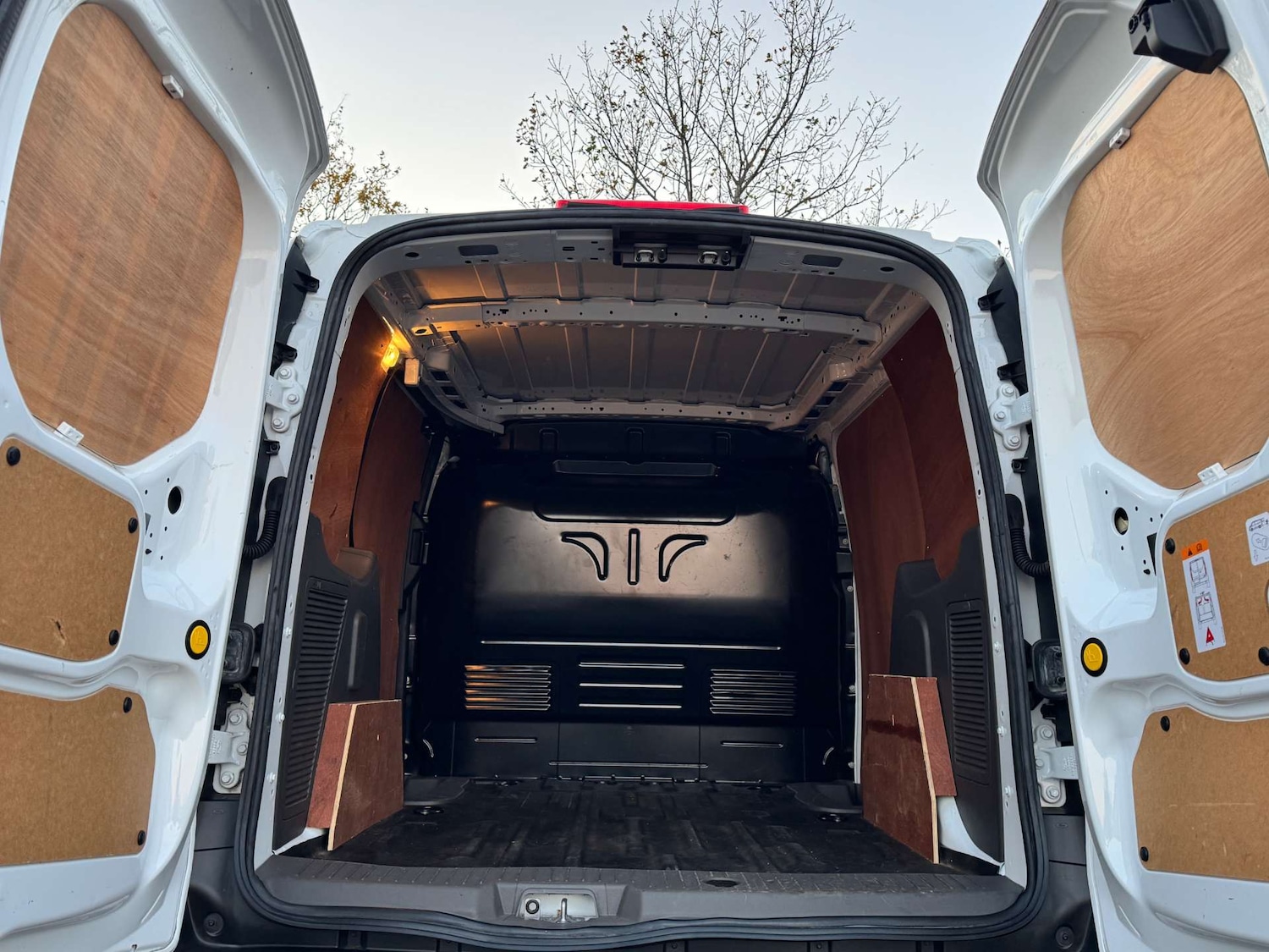 Used Ford Transit Connect 2020 for sale - 76642986: Photo 42