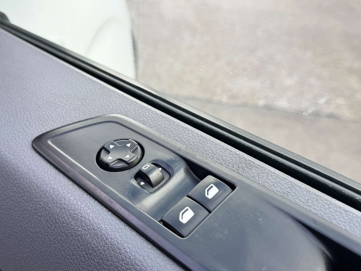 Used Peugeot Expert 2022 for sale - 77644047: Photo 17