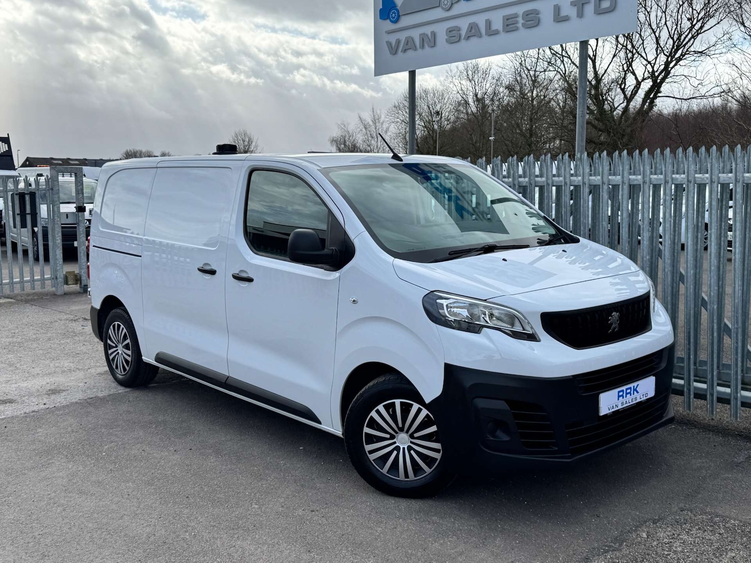 Used Peugeot Expert 2022 for sale - 77644047: Photo 32