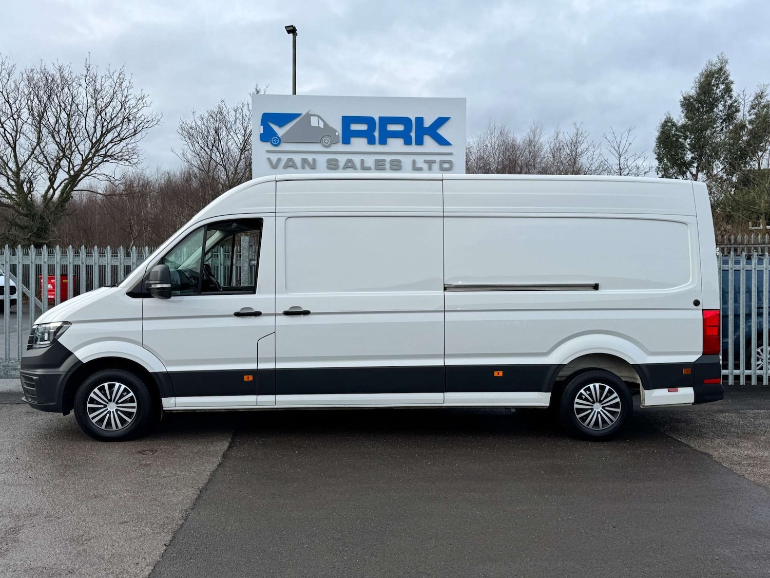 Used Volkswagen Crafter 2022 for sale - 77137410: Photo 2