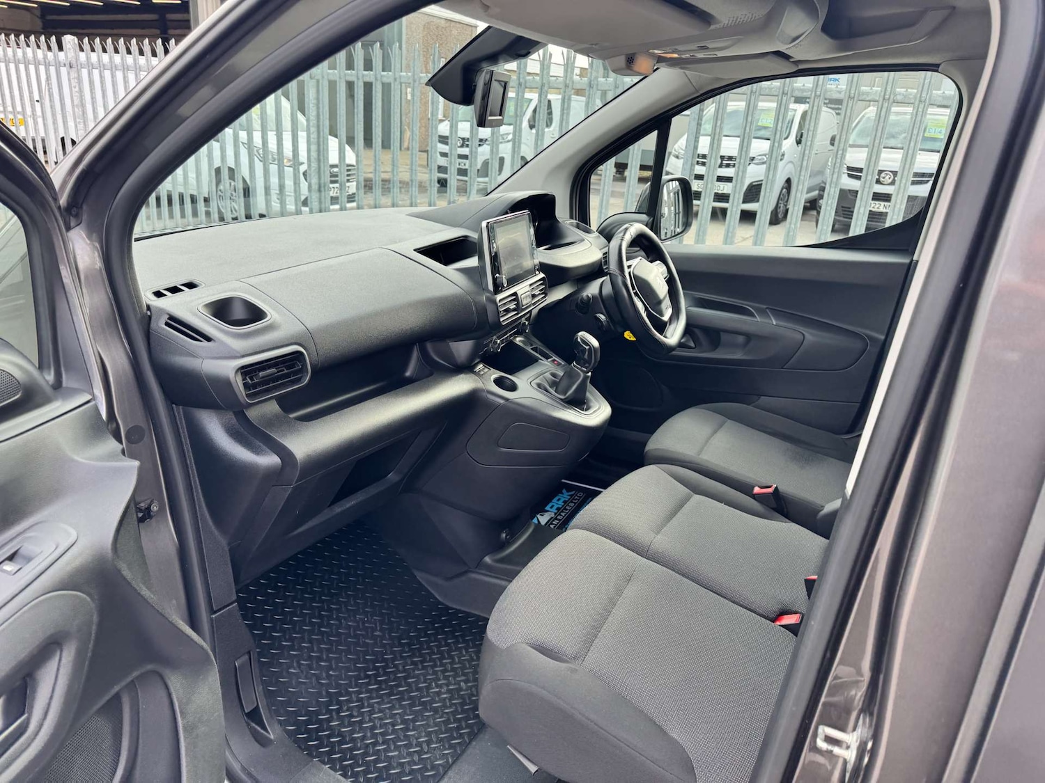 Used Peugeot Partner 2021 for sale - 77644026: Photo 24