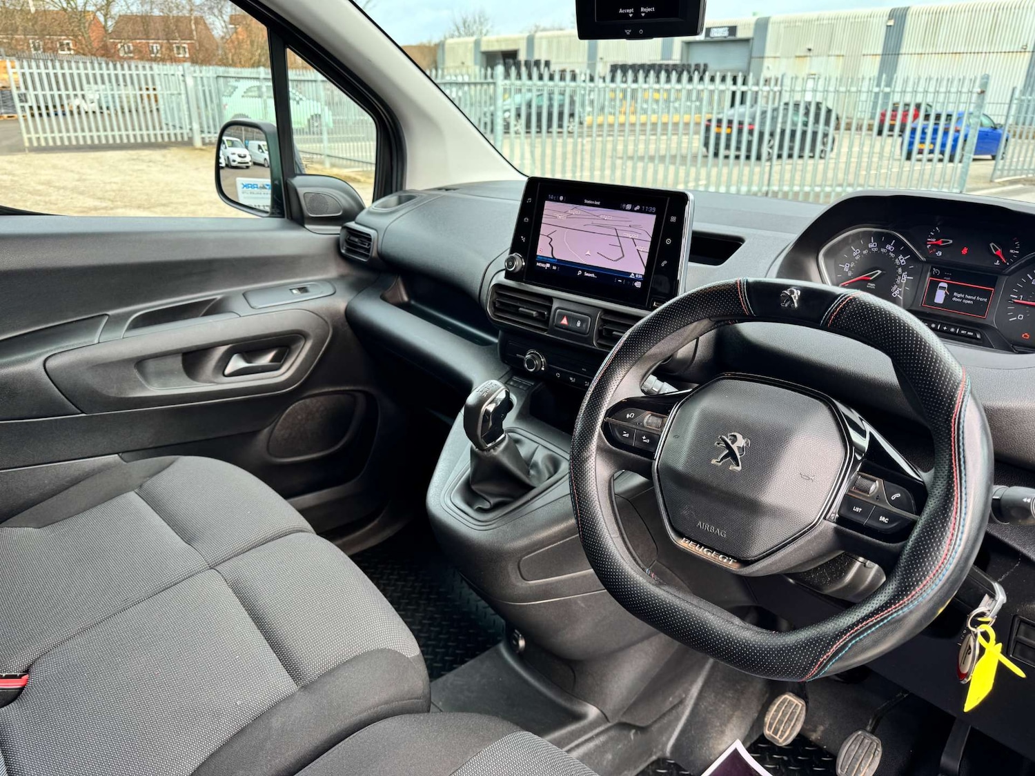 Used Peugeot Partner 2021 for sale - 77644026: Photo 37