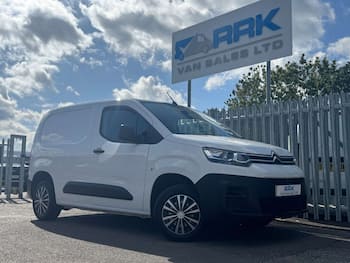 Used Citroen Berlingo 2023 for sale - 79855200: Photo