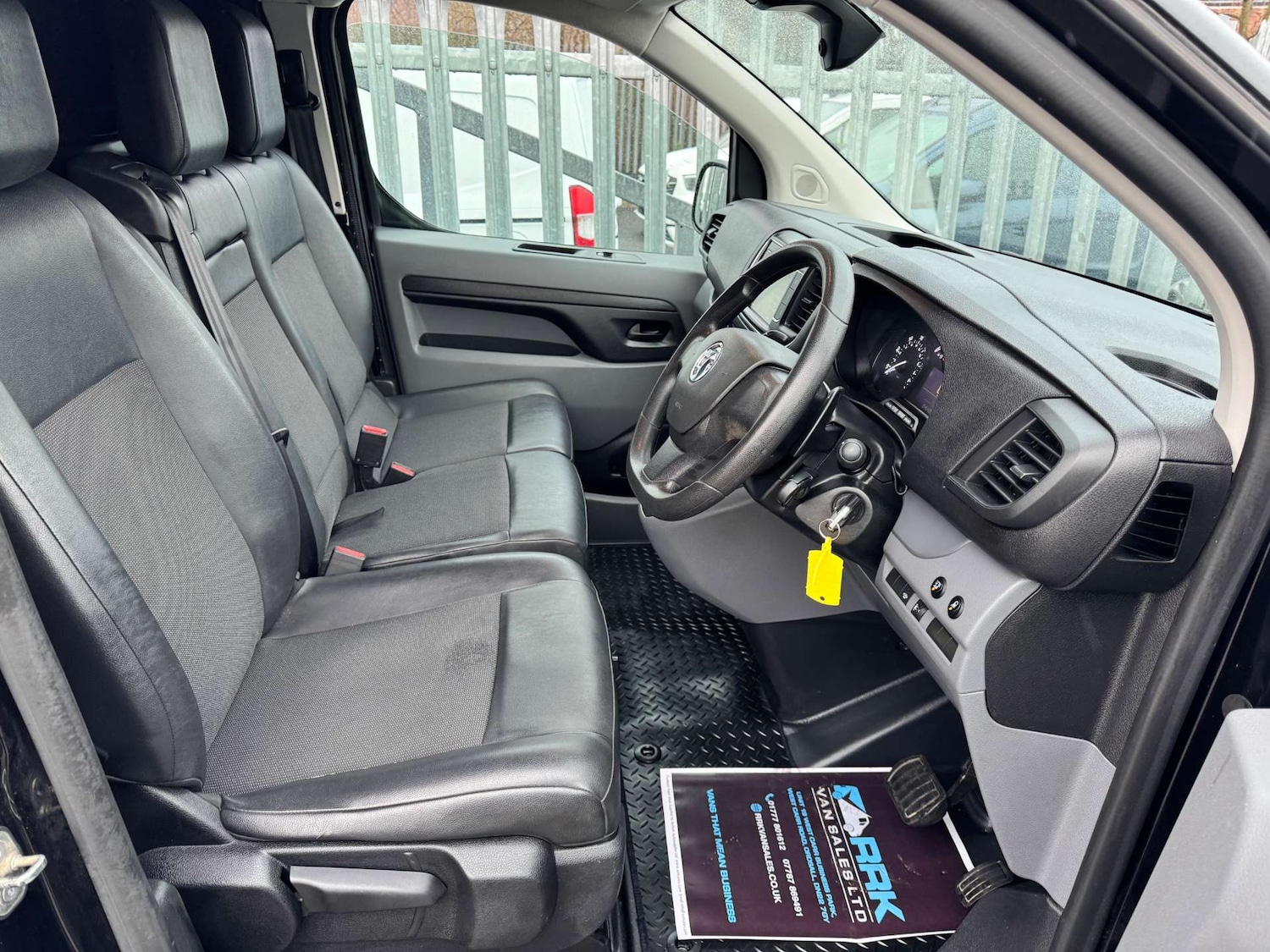 Used Vauxhall Vivaro 2022 for sale - 77245604: Photo 3