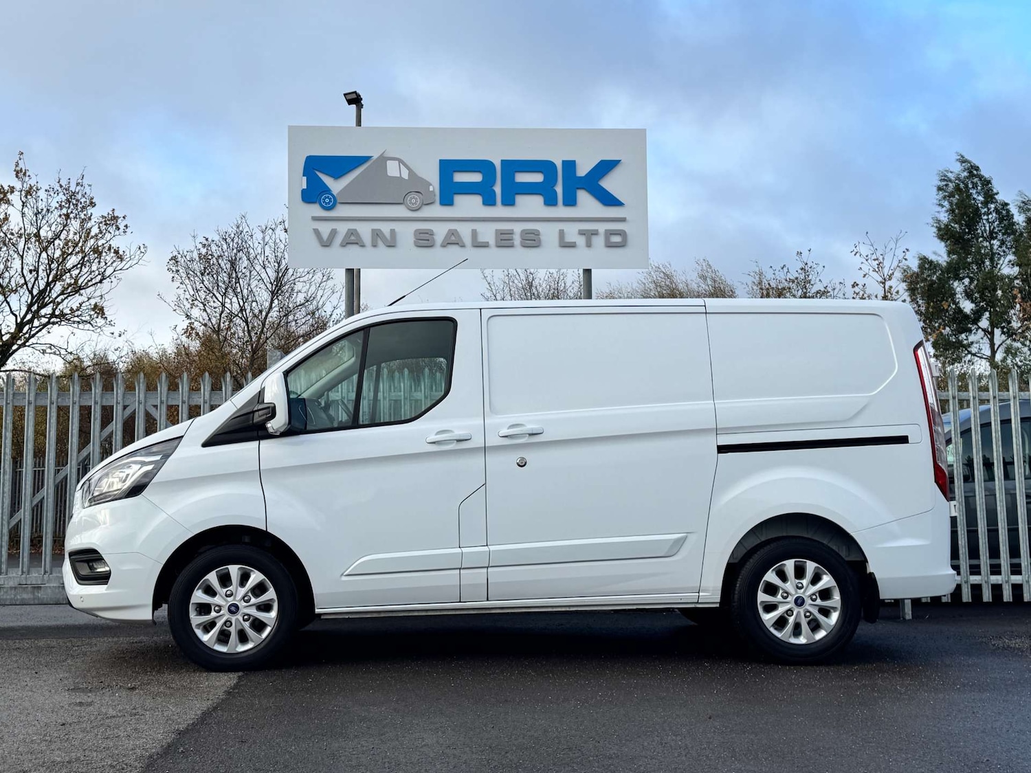 Used Ford Transit Custom 2021 for sale - 76576494: Photo 2