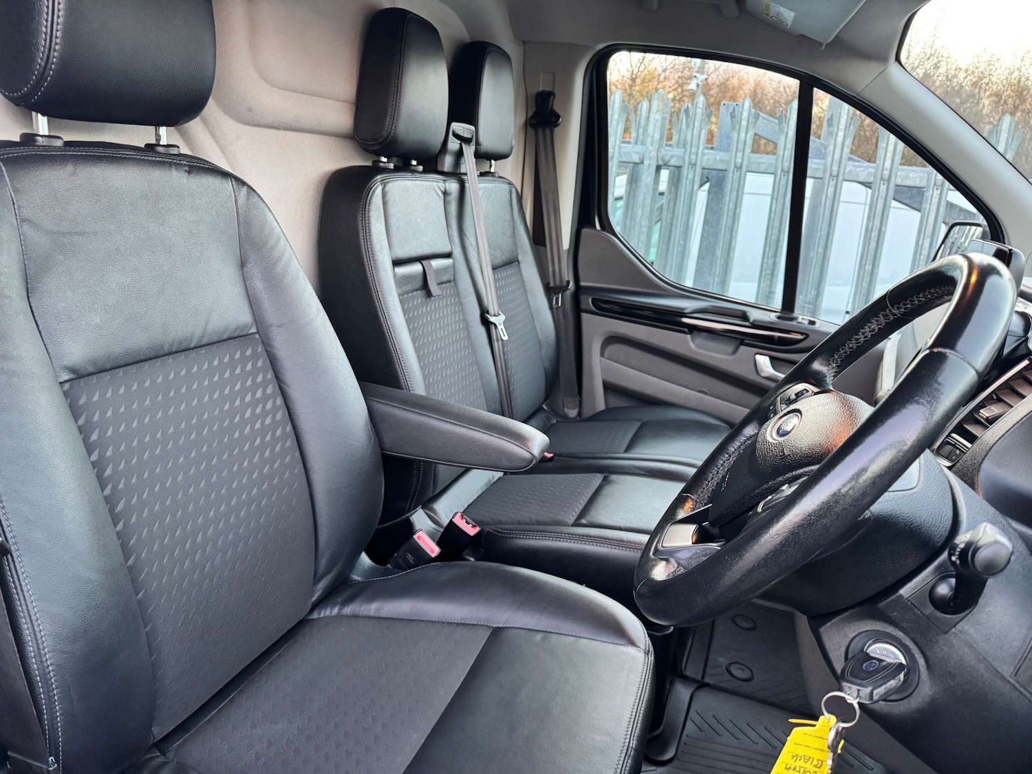 Used Ford Transit Custom 2019 for sale - 76705703: Photo 3