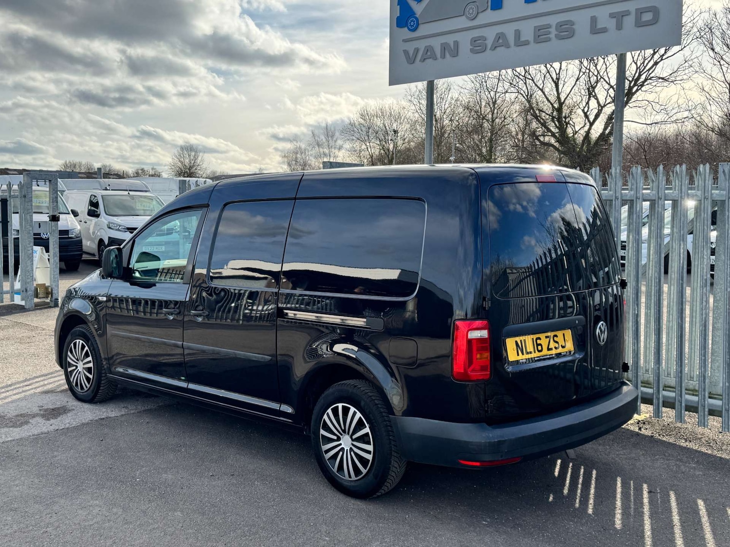 Used Volkswagen Caddy Maxi 2016 for sale - 77656604: Photo 19