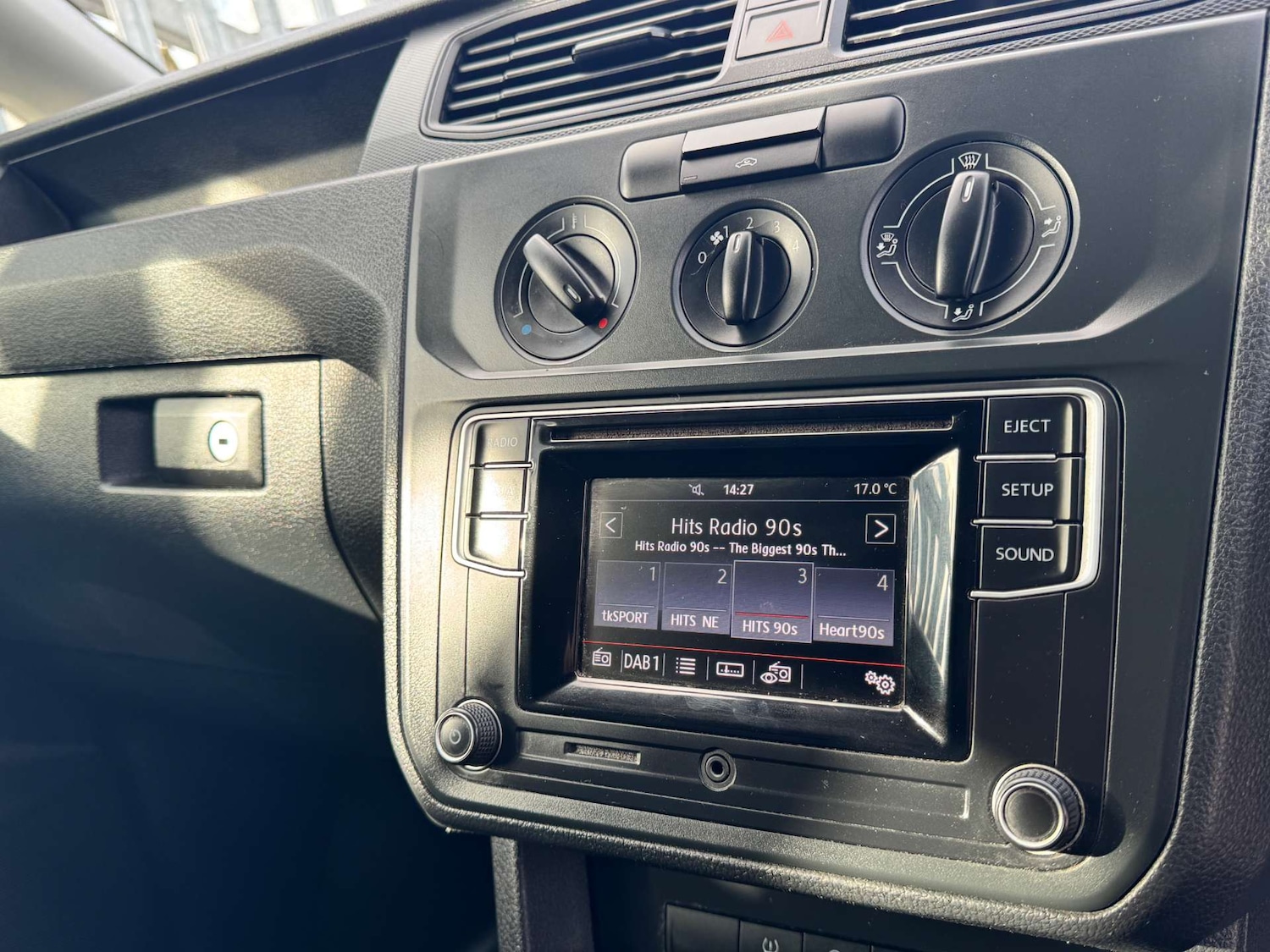 Used Volkswagen Caddy Maxi 2016 for sale - 77656604: Photo 9