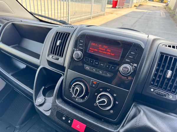 Used Vauxhall Movano 2022 for sale - 76278010: Photo 18