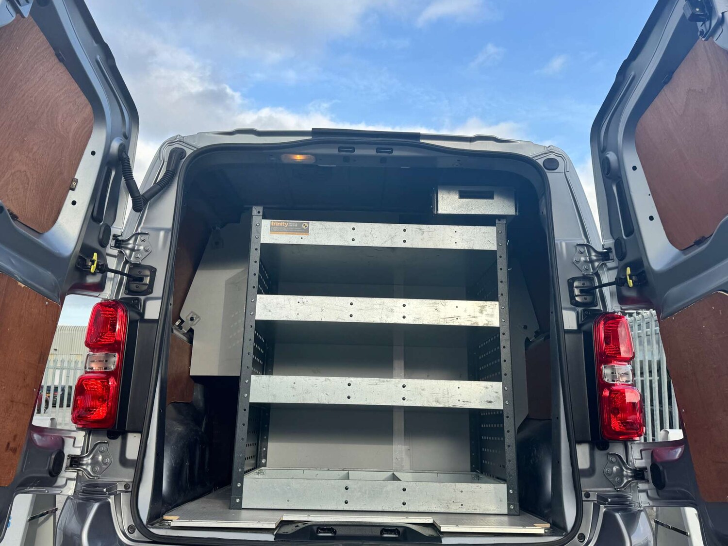 Used Peugeot Expert 2022 for sale - 77669329: Photo 11