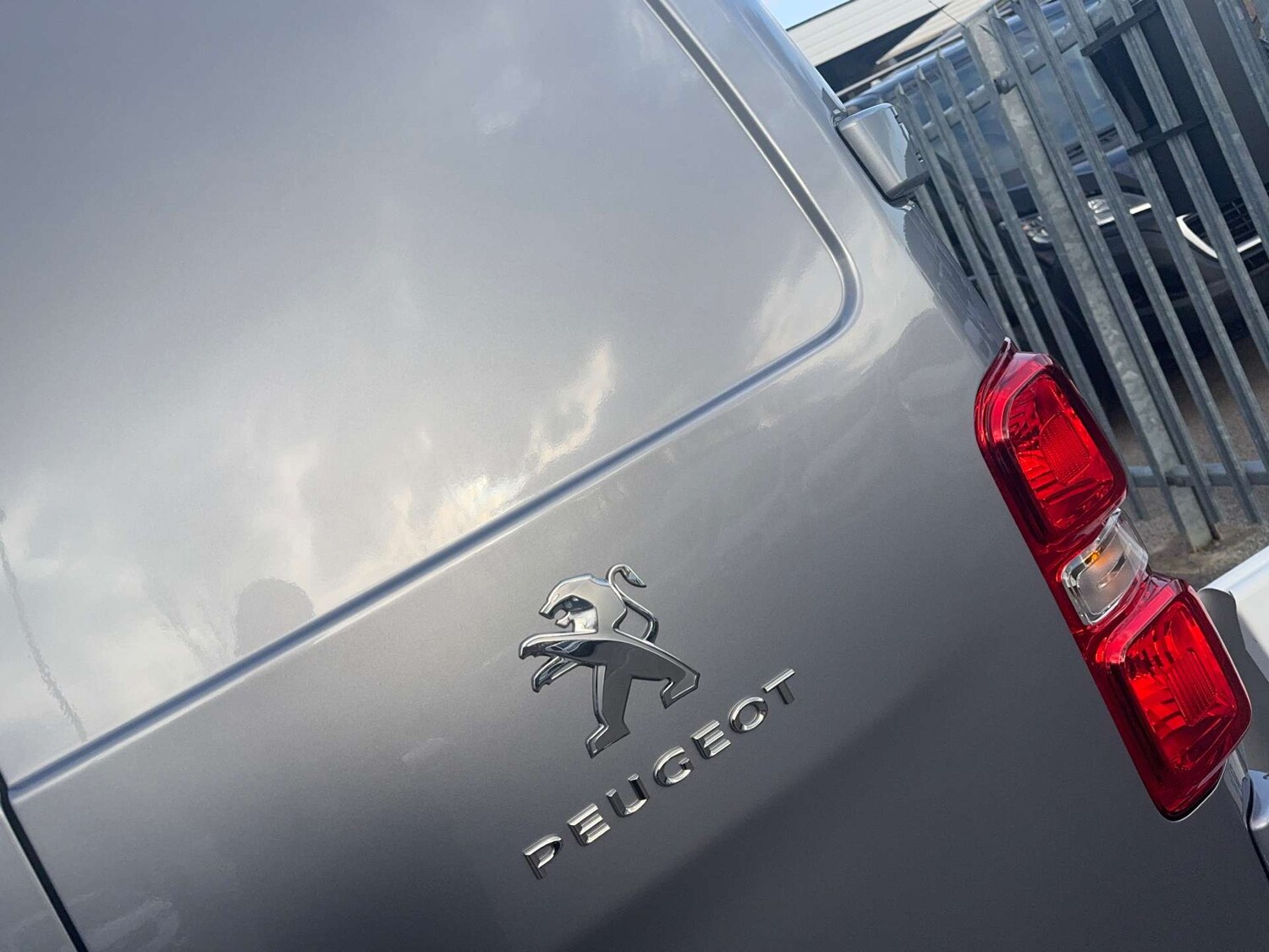 Used Peugeot Expert 2022 for sale - 77669329: Photo 18