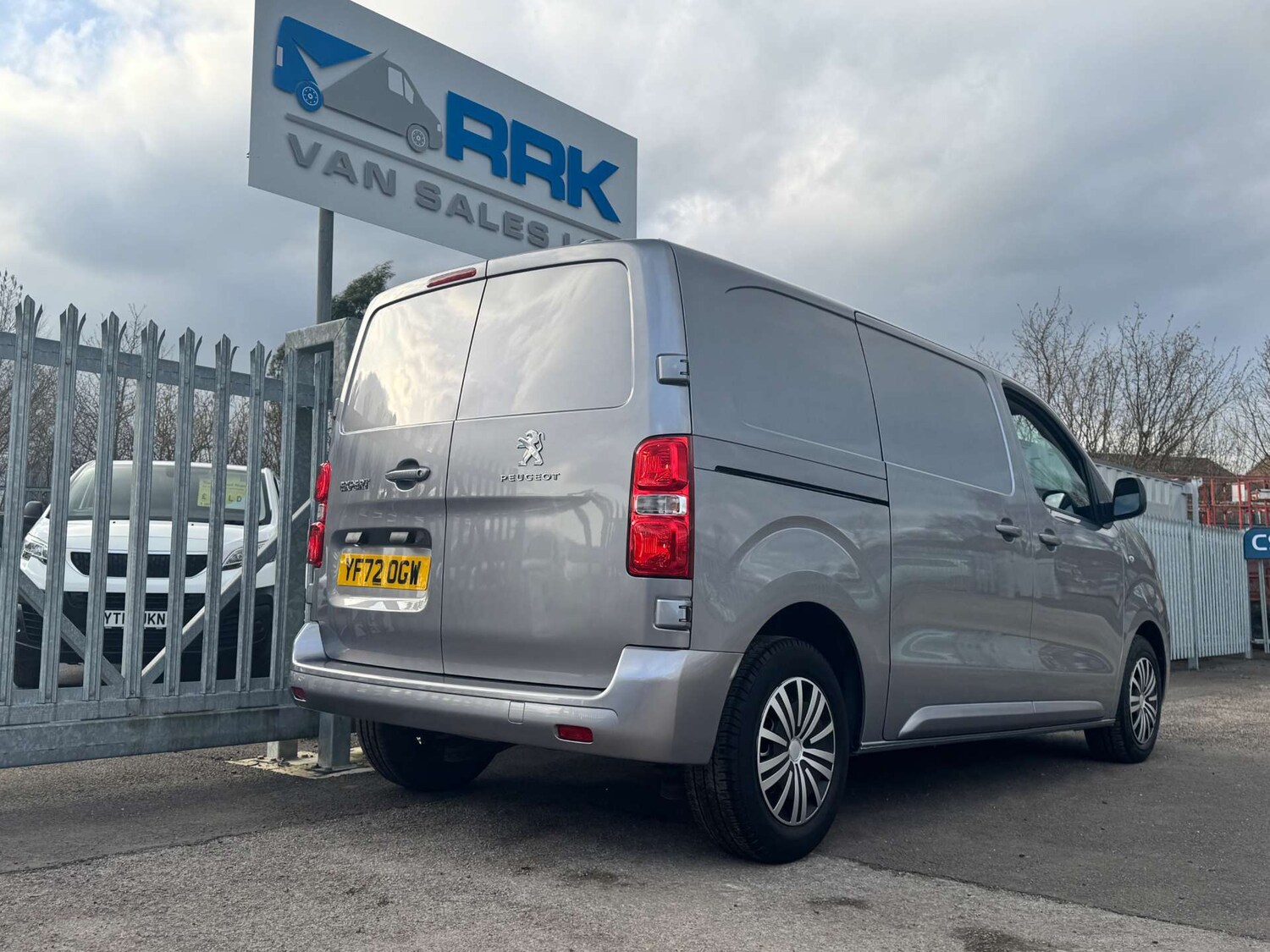 Used Peugeot Expert 2022 for sale - 77669329: Photo 30