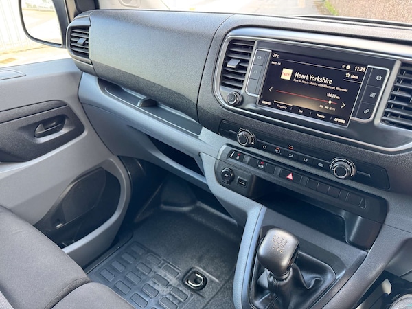 Used Vauxhall Vivaro 2022 for sale - 75545591: Photo 6