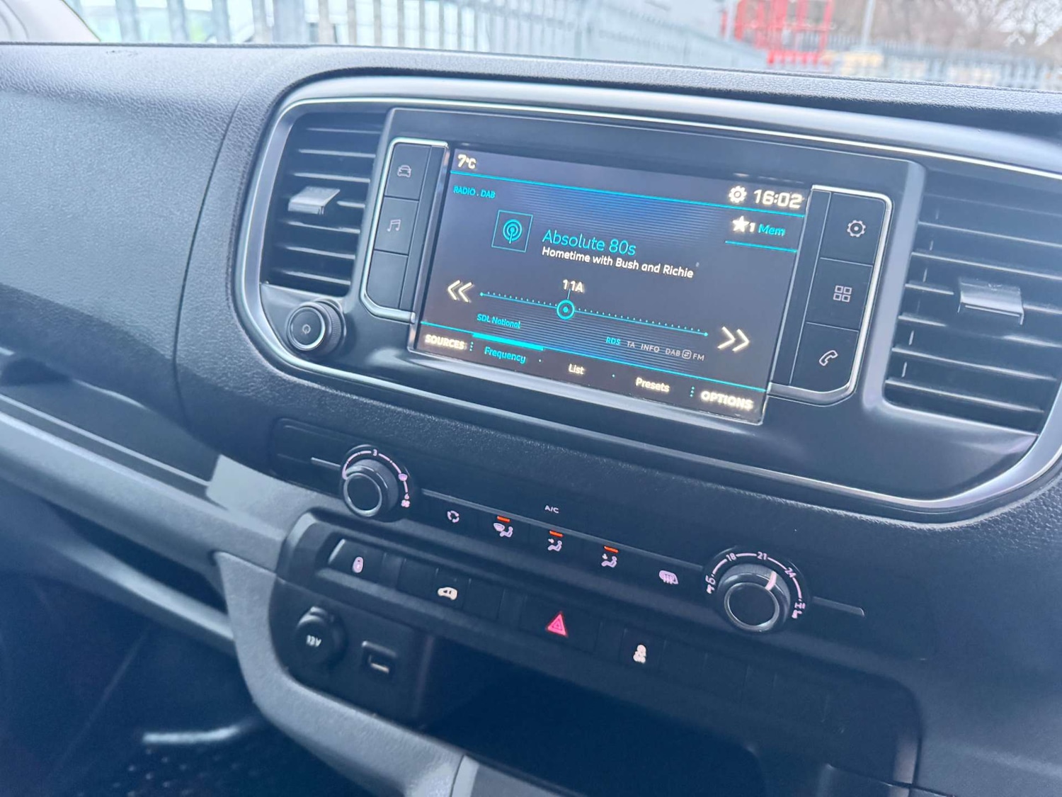 Used Peugeot Expert 2019 for sale - 77445647: Photo 23