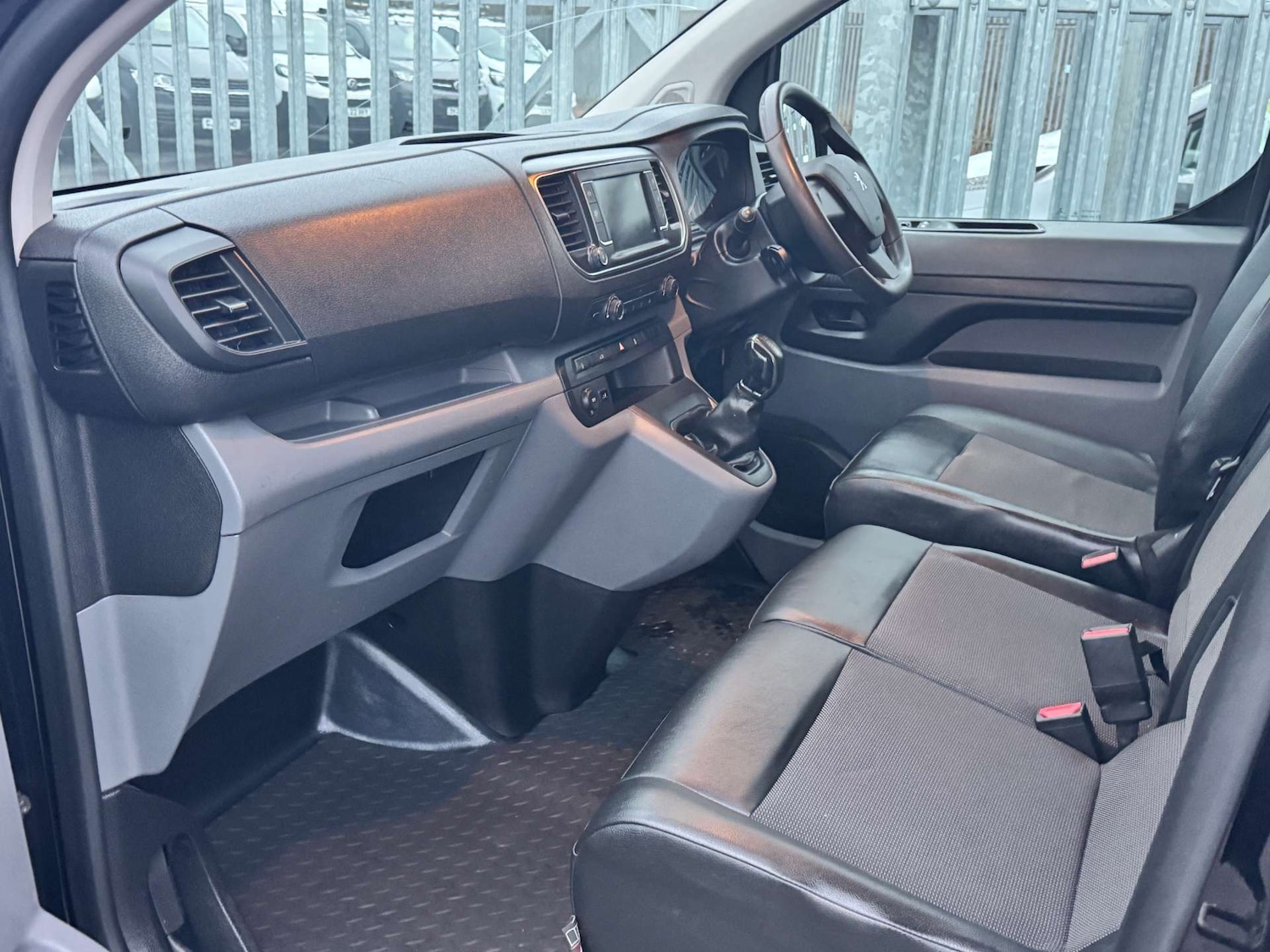 Used Peugeot Expert 2019 for sale - 77139231: Photo 24