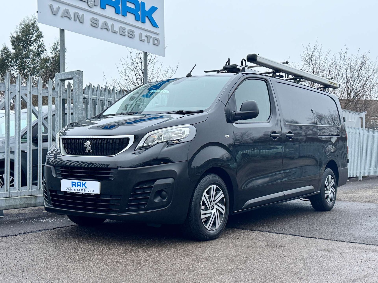 Used Peugeot Expert 2019 for sale - 77139231: Photo 25