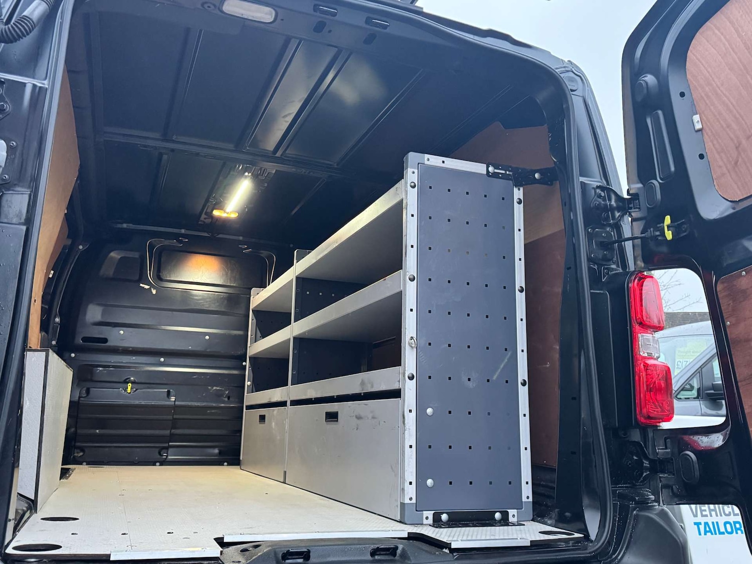 Used Peugeot Expert 2019 for sale - 77139231: Photo 37