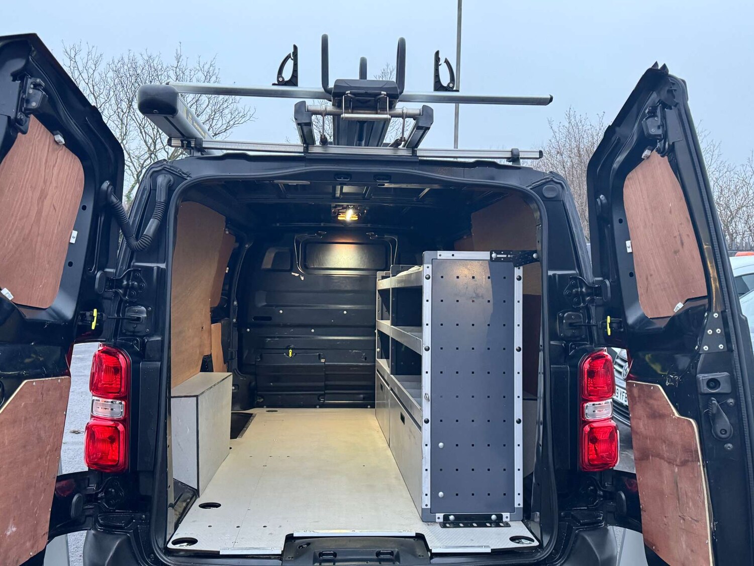 Used Peugeot Expert 2019 for sale - 77139231: Photo 39