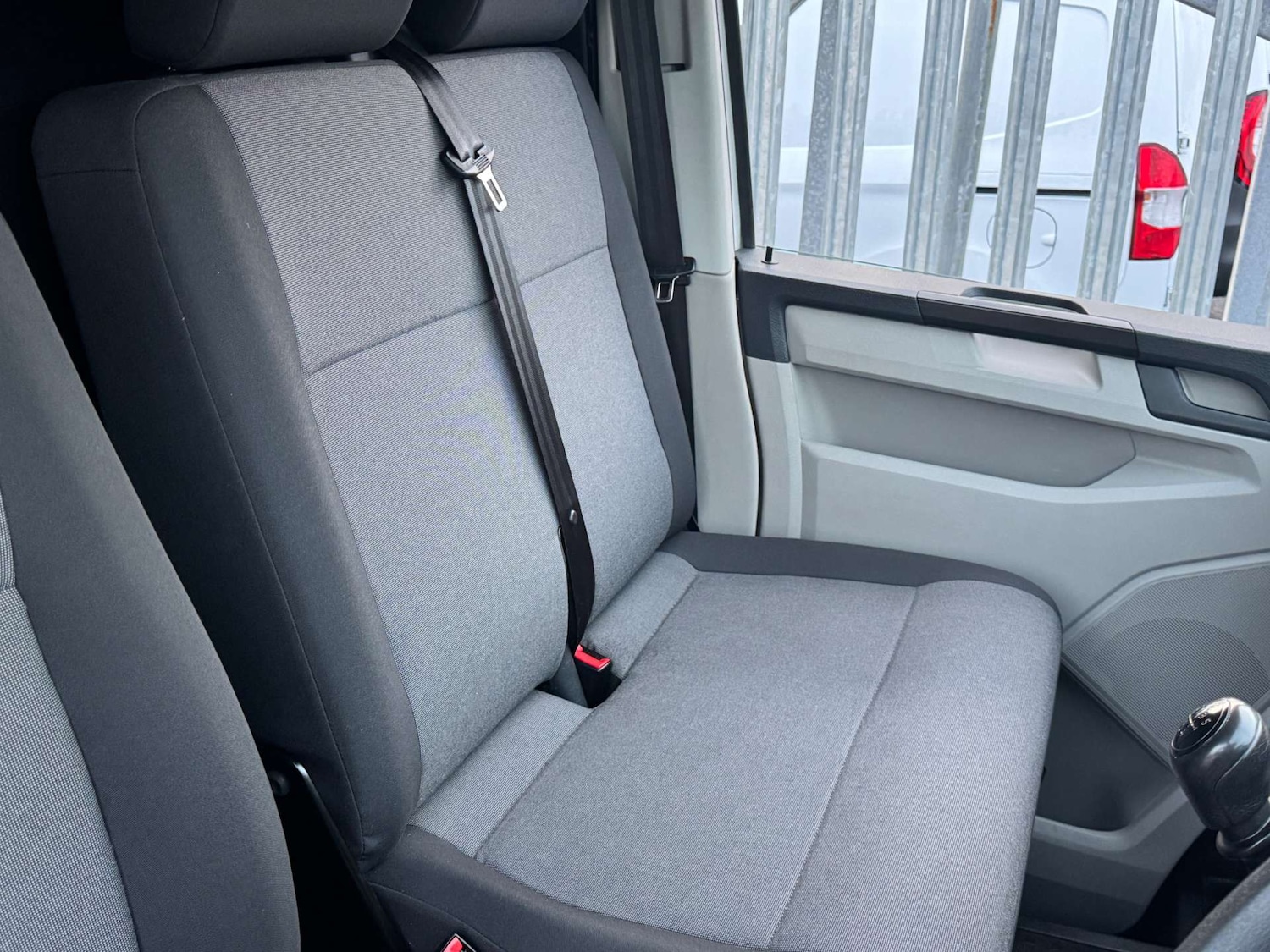 Used Volkswagen Transporter 2018 for sale - 77201554: Photo 15