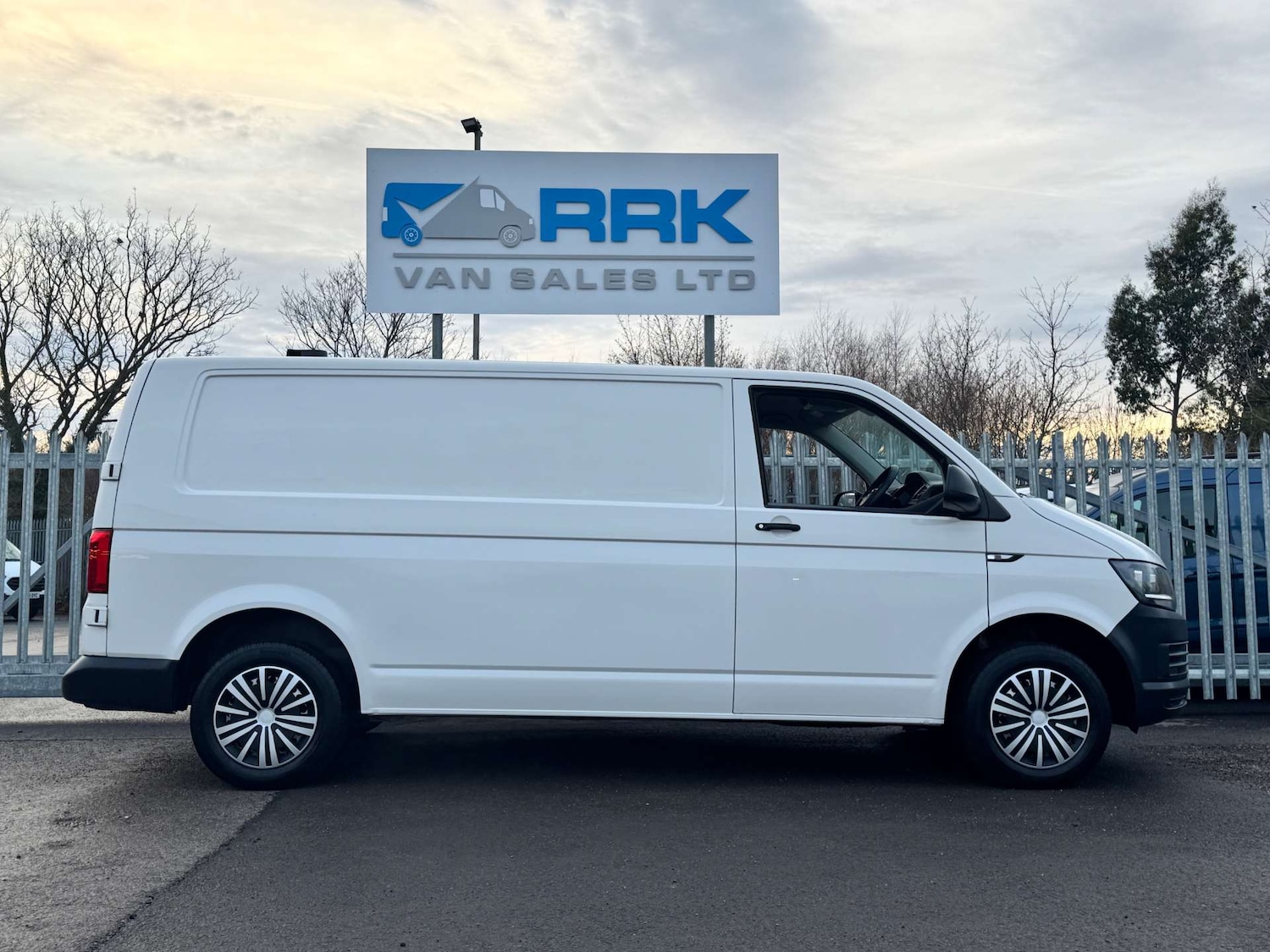 Used Volkswagen Transporter 2018 for sale - 77201554: Photo 6