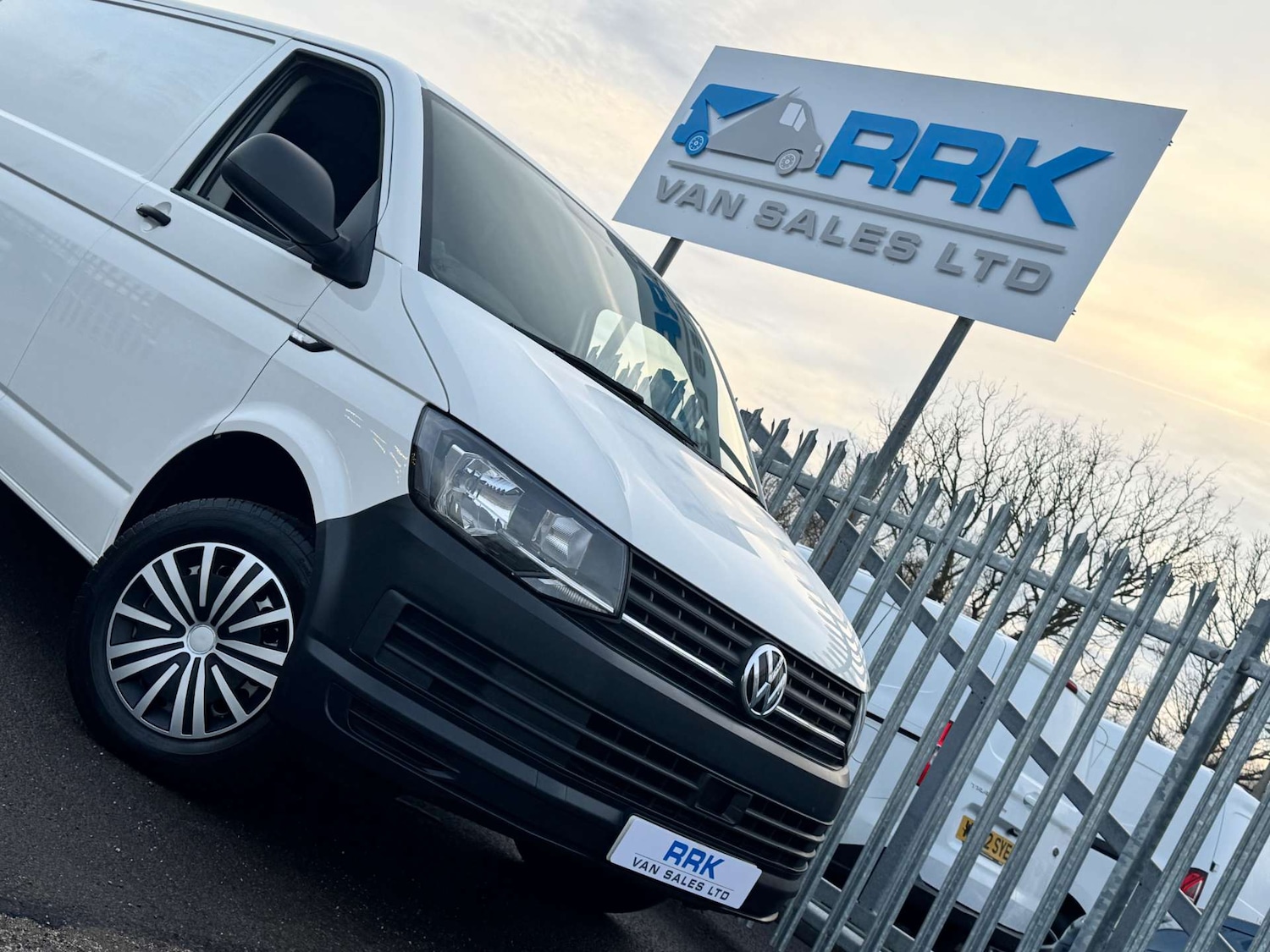 Used Volkswagen Transporter 2018 for sale - 77201554: Photo 9