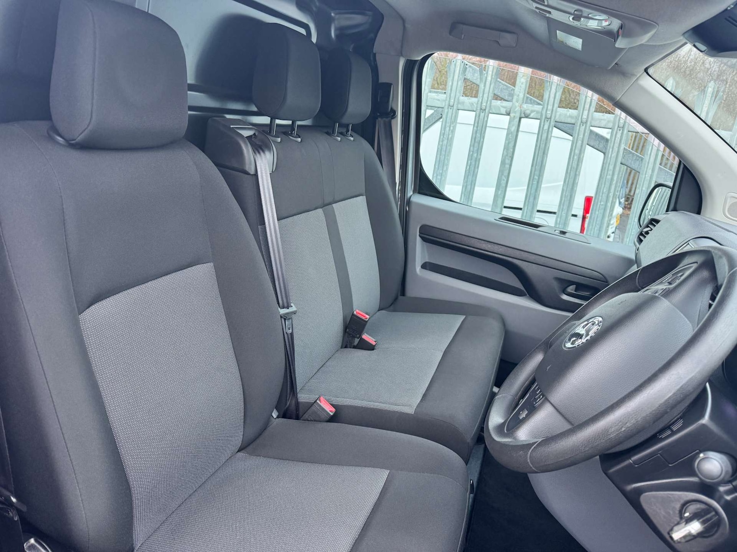 Used Vauxhall Vivaro 2022 for sale - 77299403: Photo 6