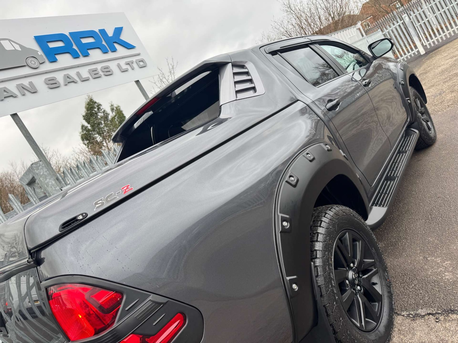 Used Toyota Hilux 2019 for sale - 77299351: Photo 18