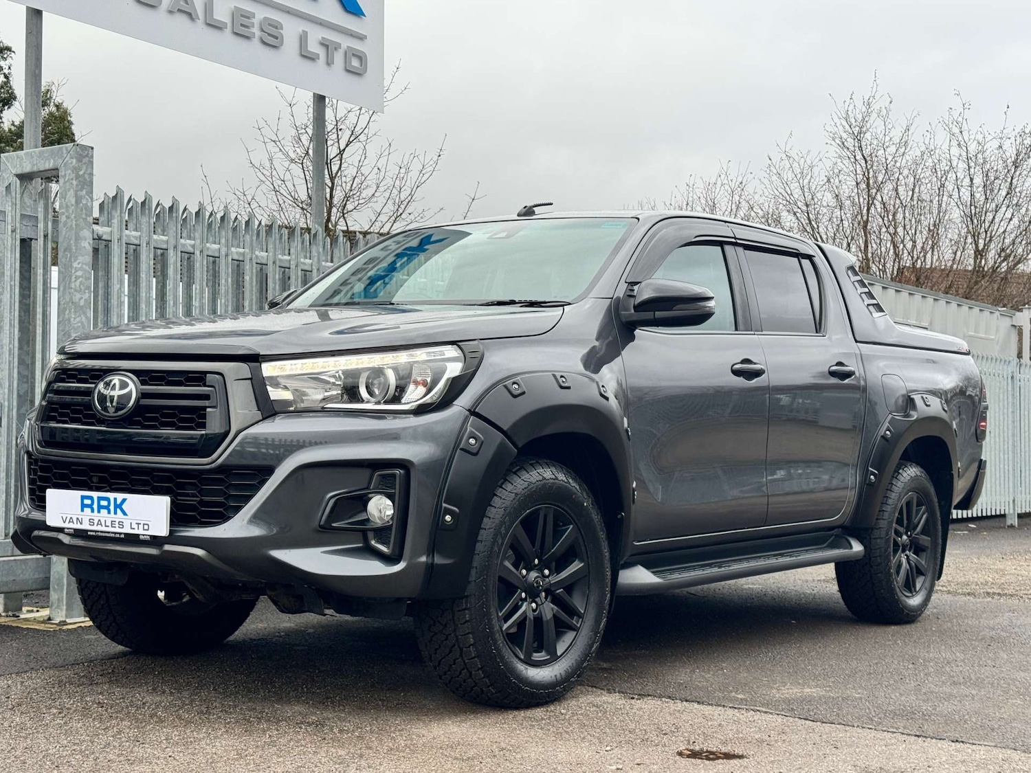 Used Toyota Hilux 2019 for sale - 77299351: Photo 23