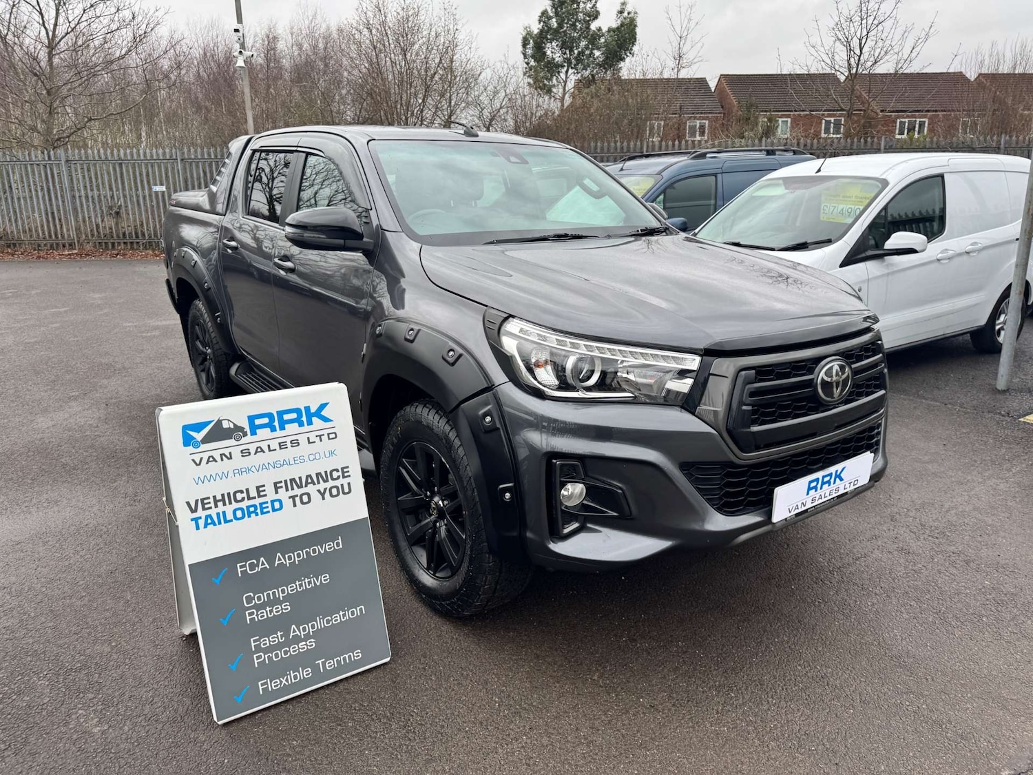 Used Toyota Hilux 2019 for sale - 77299351: Photo 27