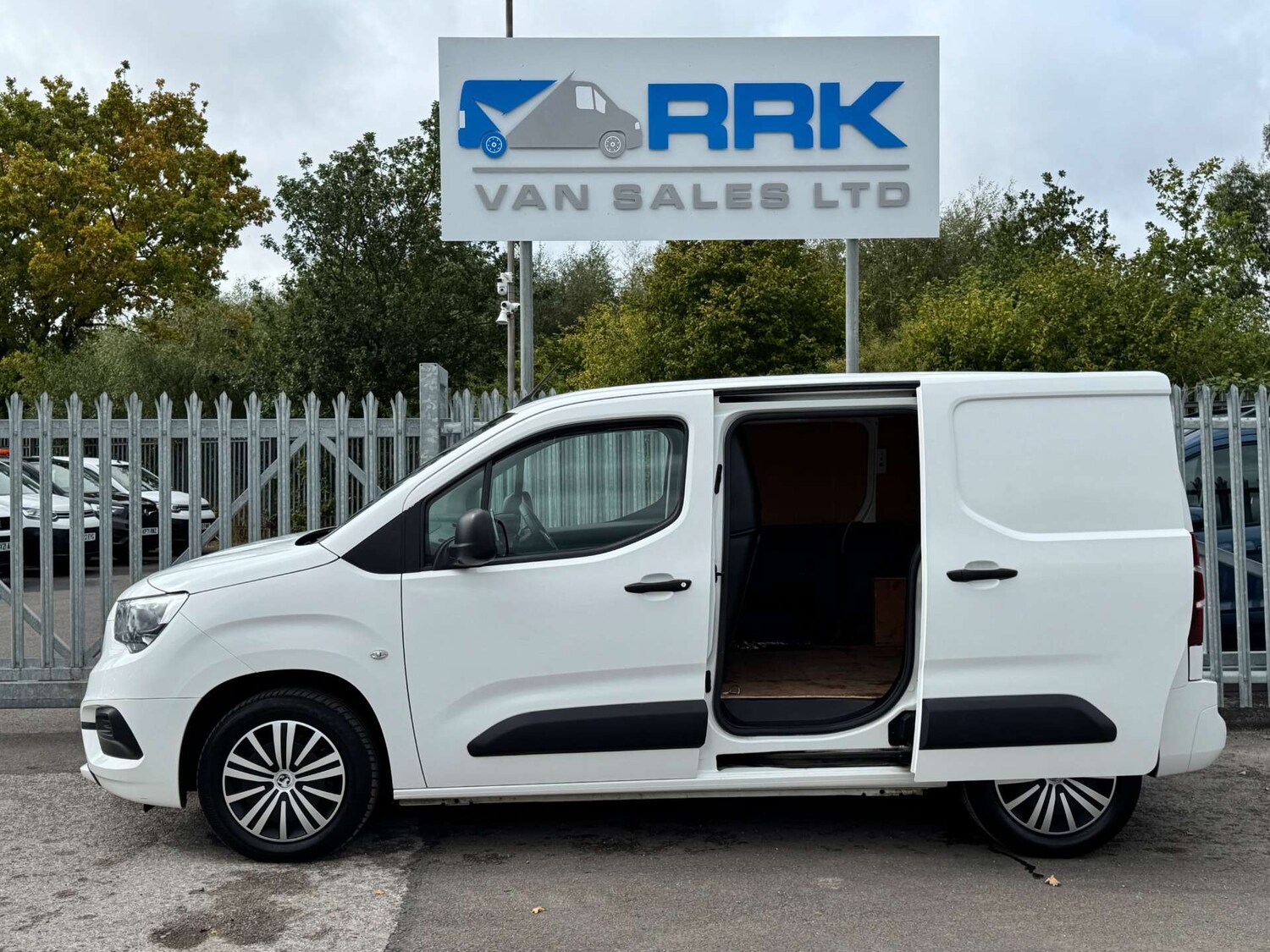 Used Vauxhall Combo 2020 for sale - 76402678: Photo 29