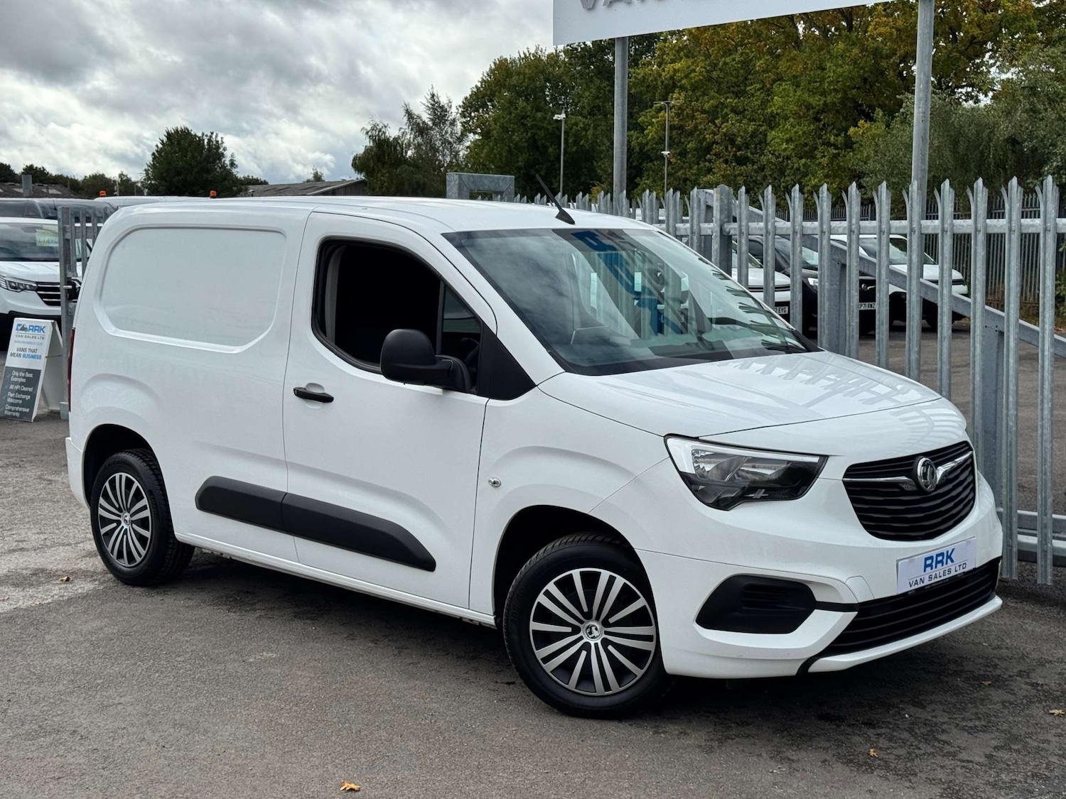 Used Vauxhall Combo 2020 for sale - 76402678: Photo 7