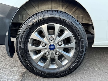 Used Ford Transit Custom 2021 for sale - 76076571: Photo