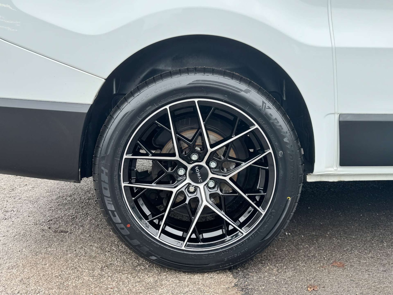 Used Renault Trafic 2023 for sale - 76829902: Photo 2