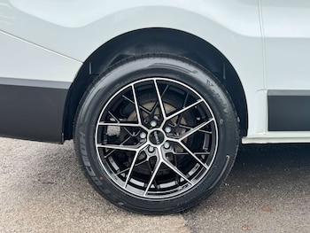 Used Renault Trafic 2023 for sale - 76829902: Photo