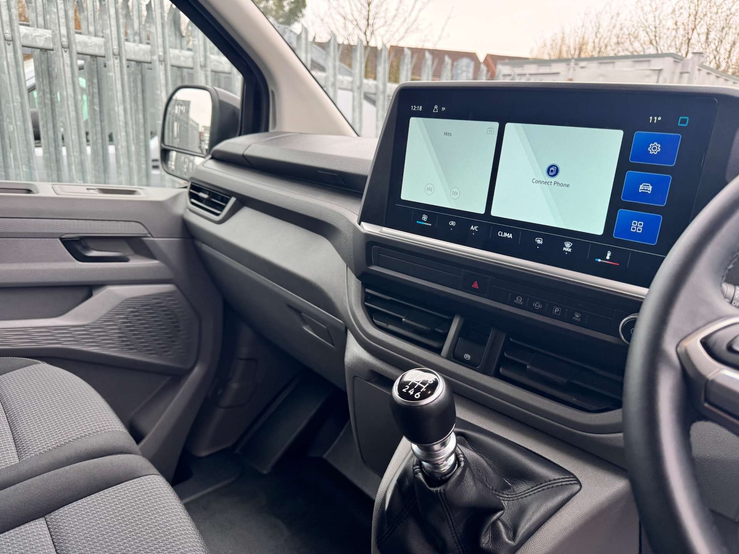 Used Volkswagen Transporter 2025 for sale - 77964834: Photo 31