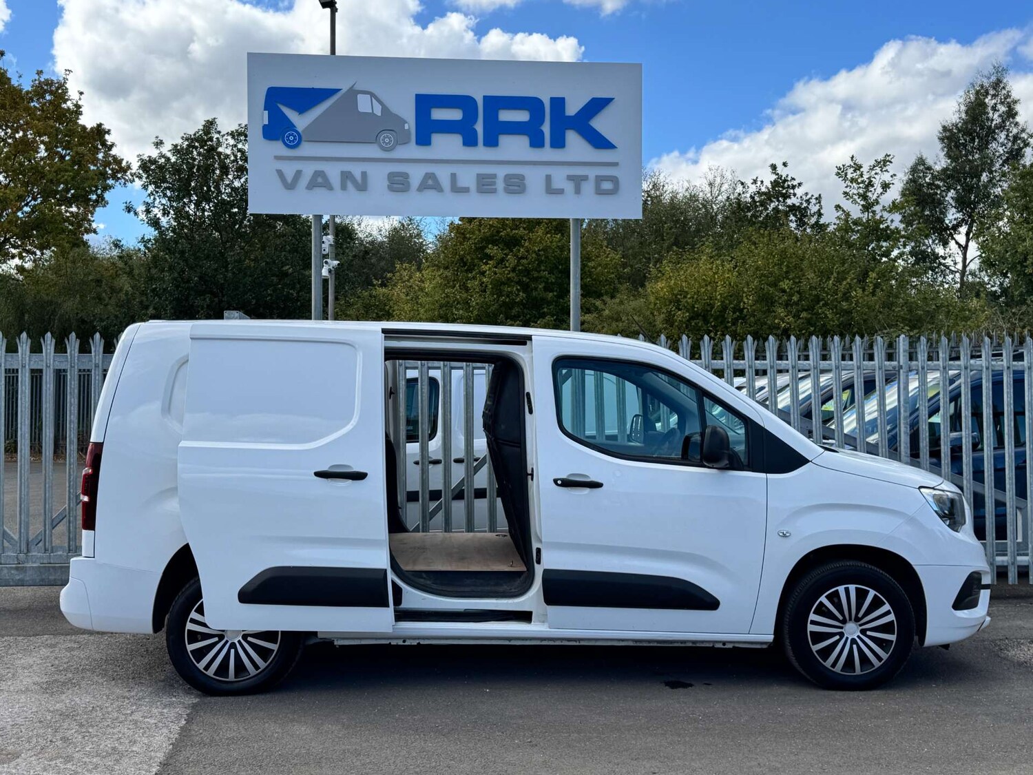 Used Vauxhall Combo 2020 for sale - 76243320: Photo 11